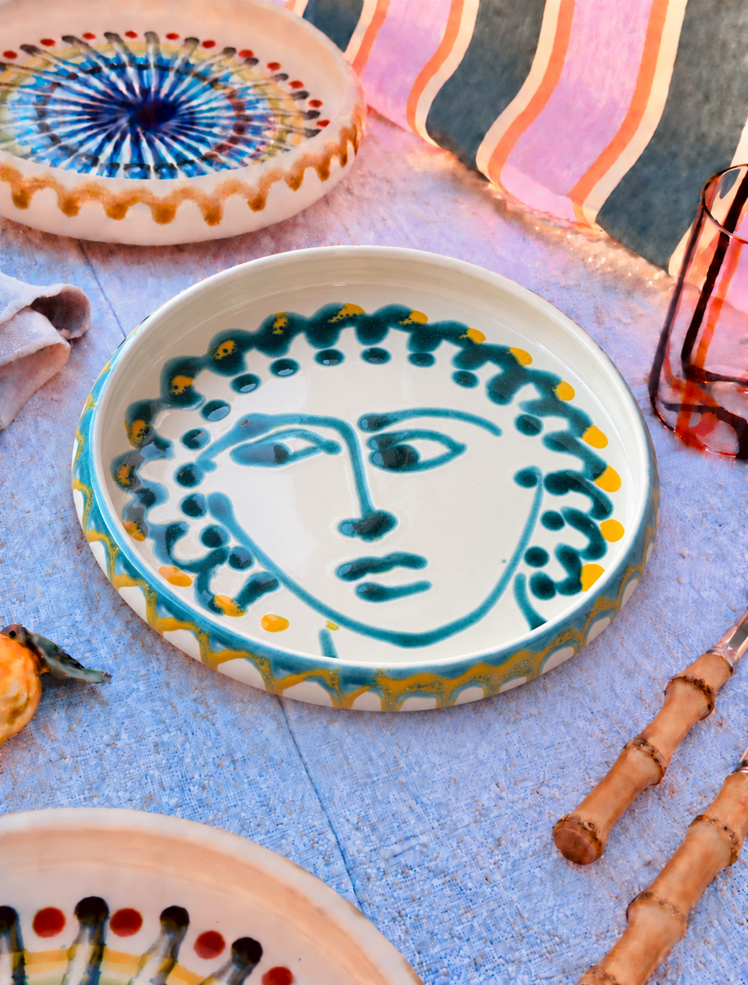 Italian Ceramic Pasta Plate 25cm | Handbemaltes Psychodelic Design UNIKAT
