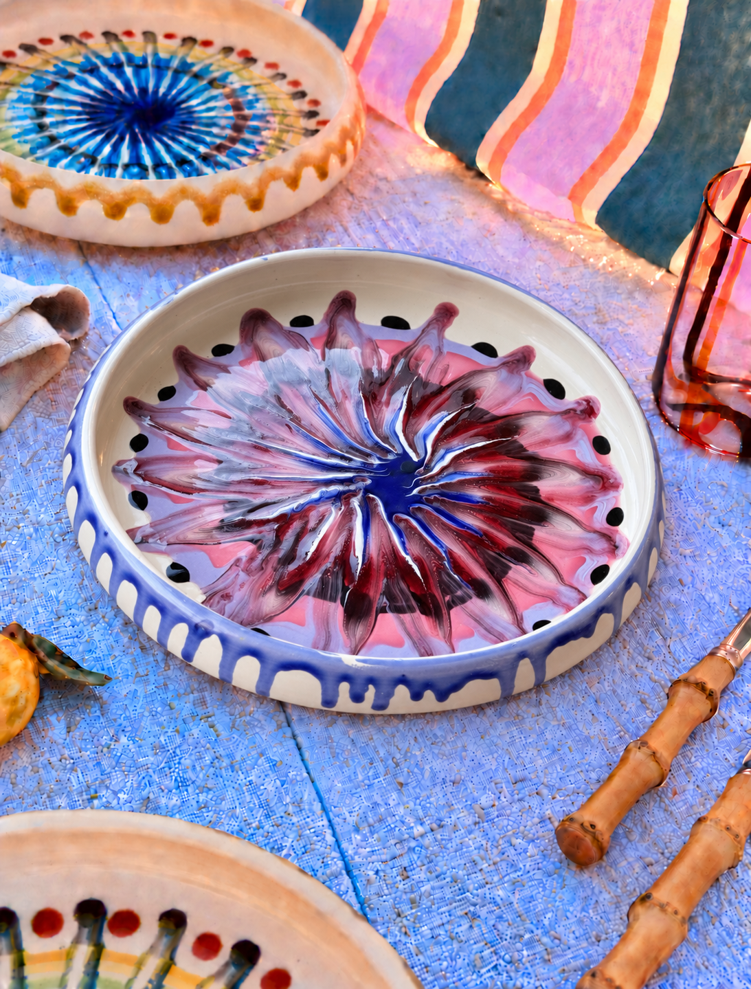 Italian Ceramic Pasta Plate 25cm | Handbemaltes Psychodelic Design UNIKAT