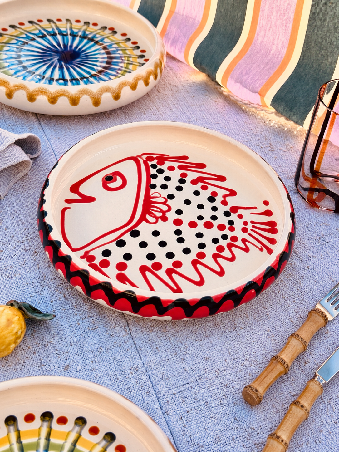 Italian Ceramic Pasta Plate 25cm | Handbemaltes Pesce Design "Unikat"