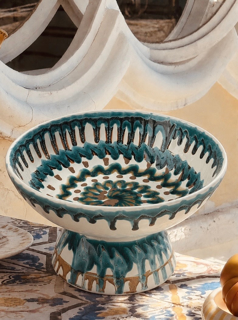 Handgefertigte Keramik Schale mit Fuß 26 cm | Italienisches Unikat