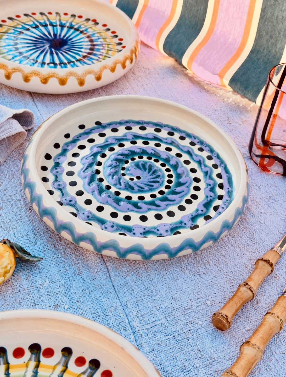 Italian Ceramic Pasta Plate 25cm | Handbemaltes Psychodelic Design UNIKAT