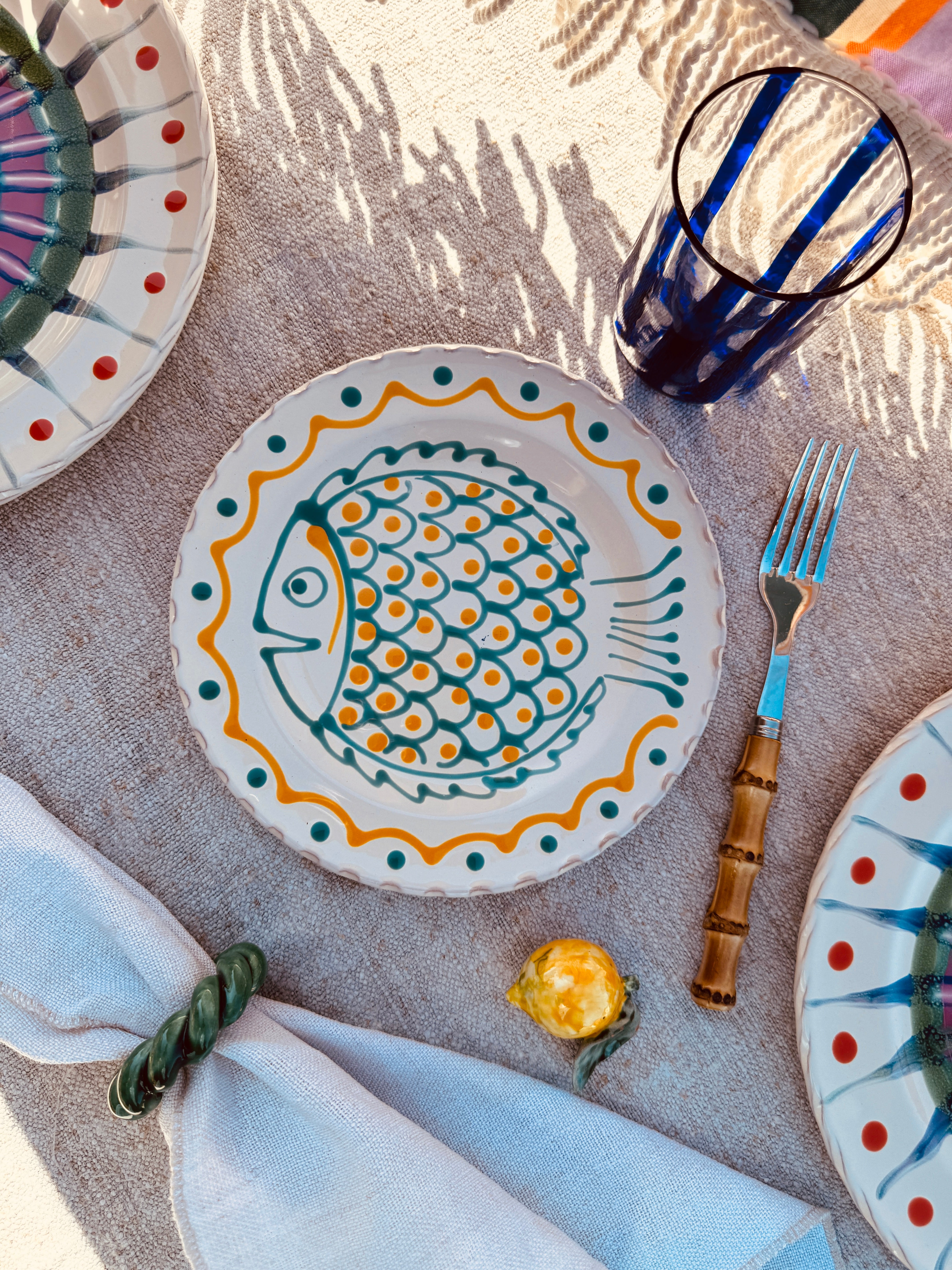 Psychodelic Antipasti/Dessertteller - 20 cm "Amore Pesce verde mangia giallo"