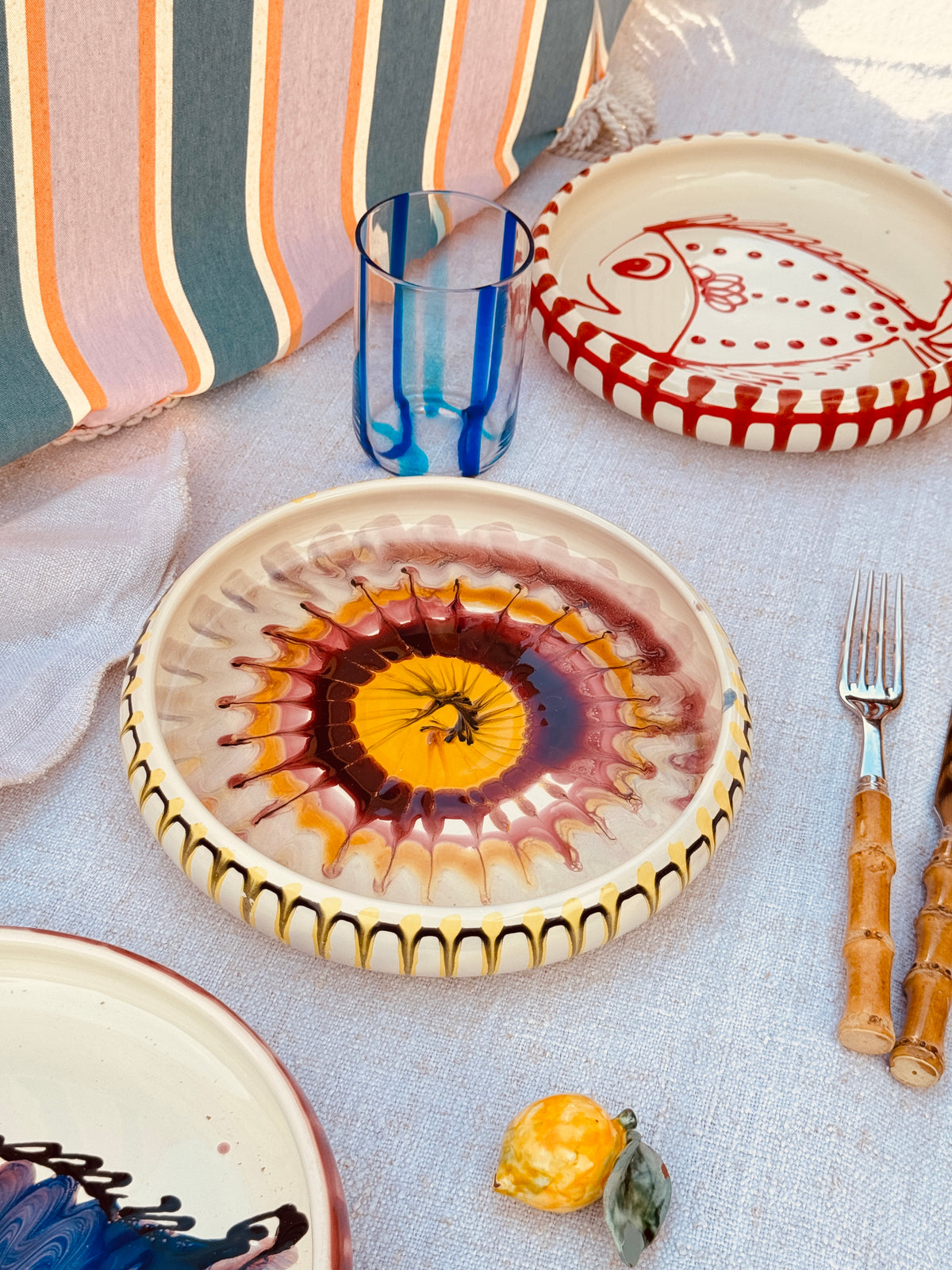 Italian Ceramic Pasta Plate 25cm | Handbemaltes Psychodelic Design UNIKAT
