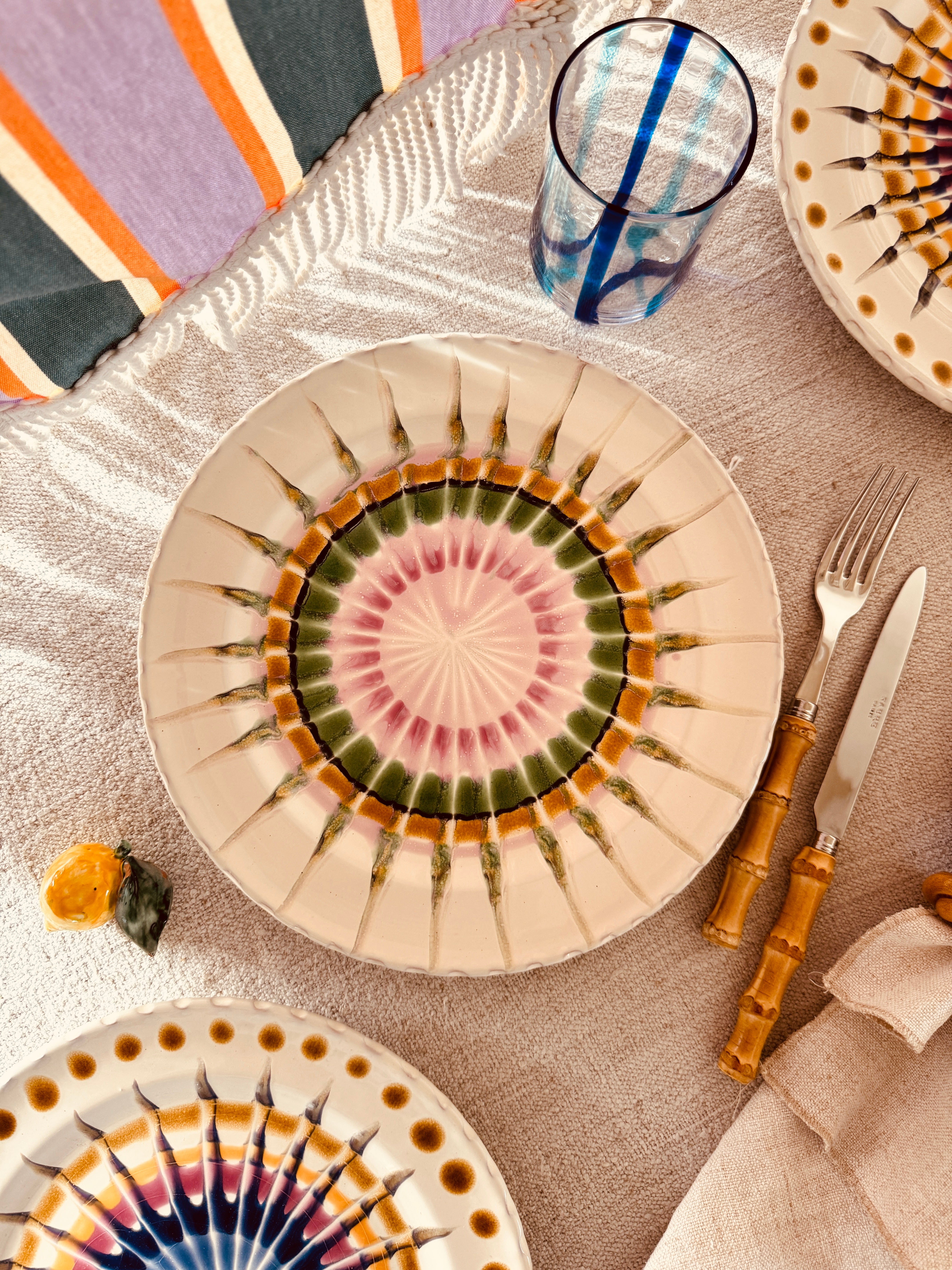 Psychodelic Speiseteller - 27cm "Grand Hotel Riviera 1966"