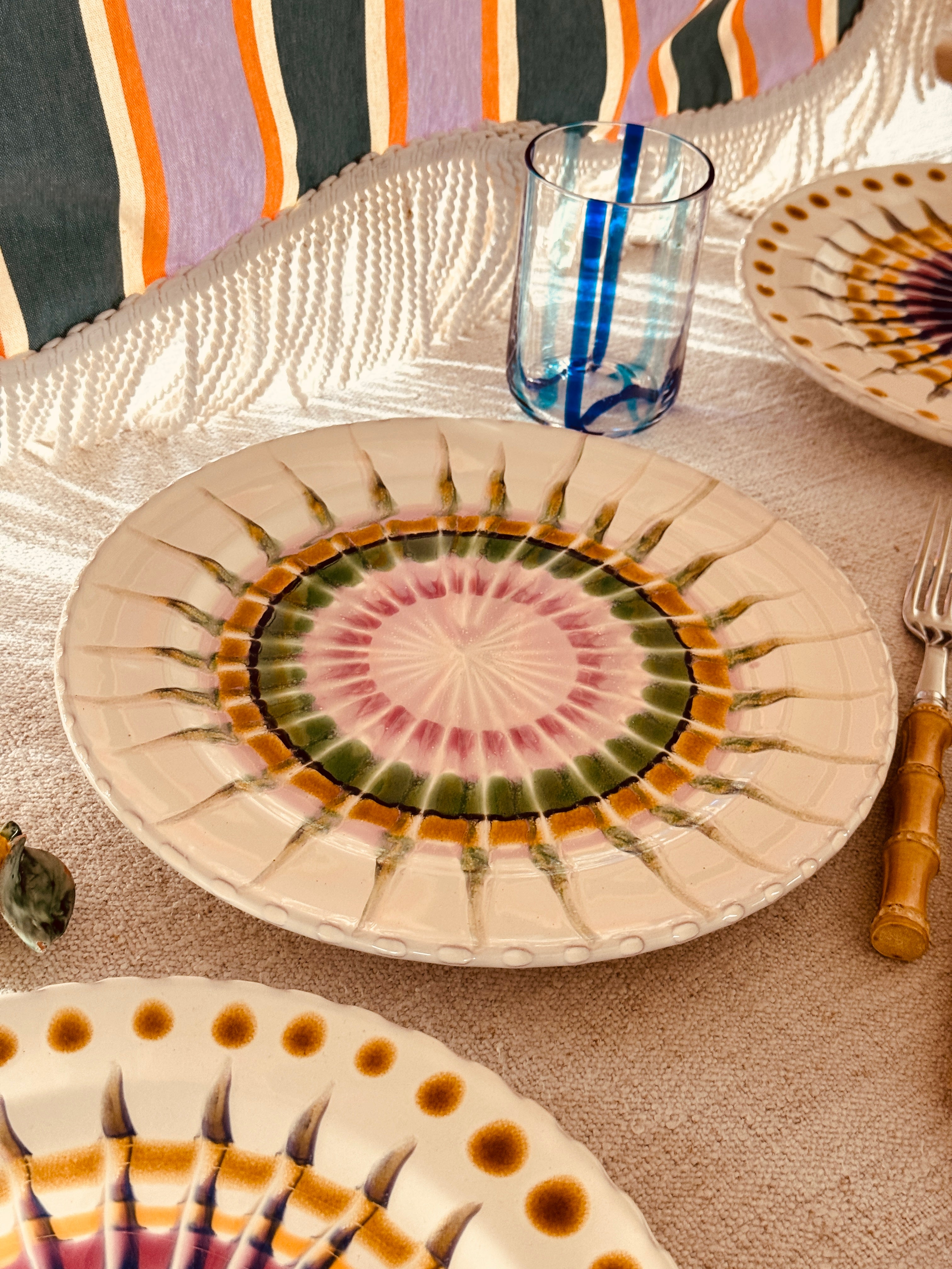 Psychodelic Speiseteller - 27cm "Grand Hotel Riviera 1966"