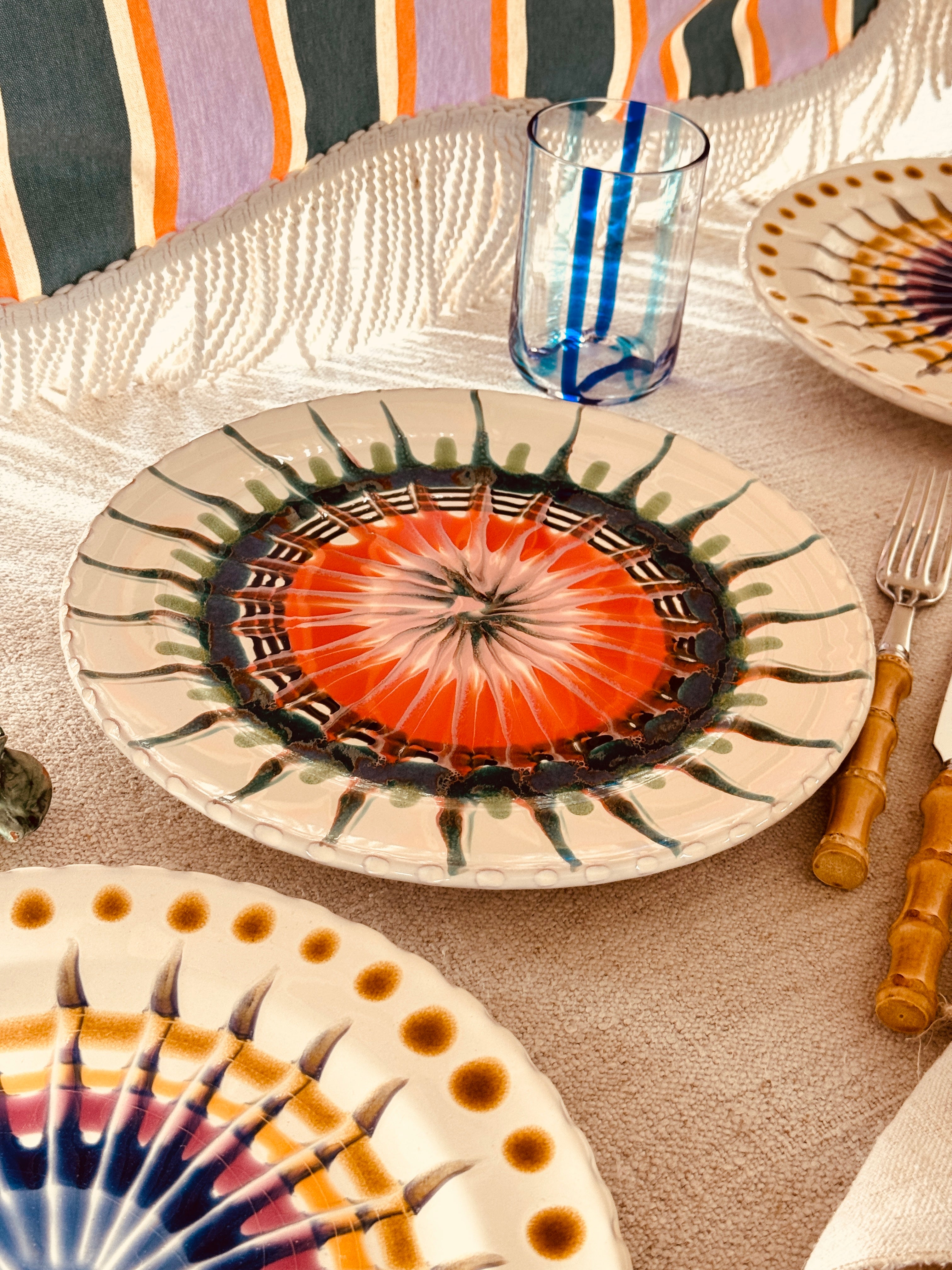 Psychodelic Speiseteller - 27cm "Grand Hotel Riviera 1967"