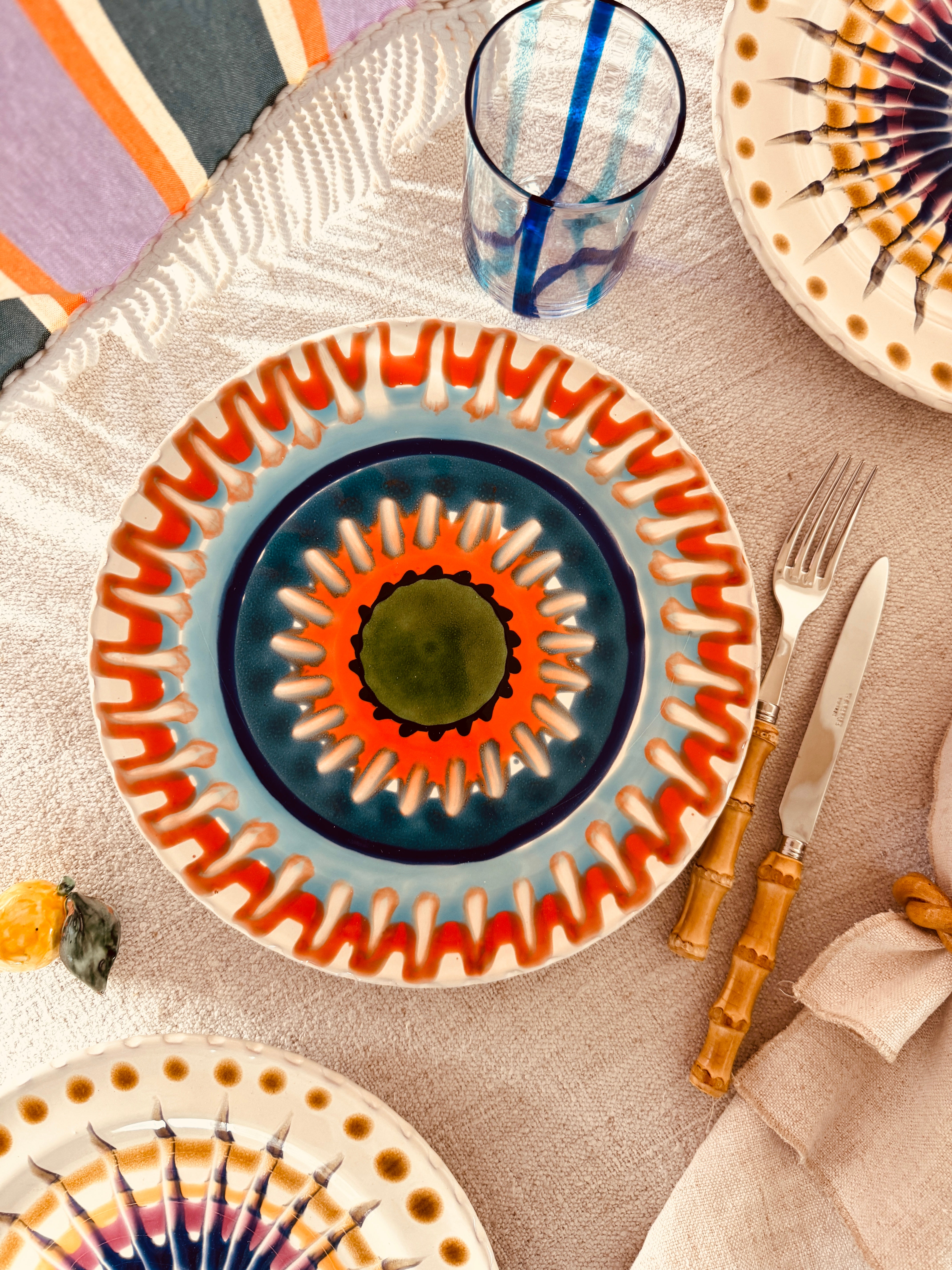 Psychodelic Speiseteller - 27cm "Grand Hotel Riviera 1968"