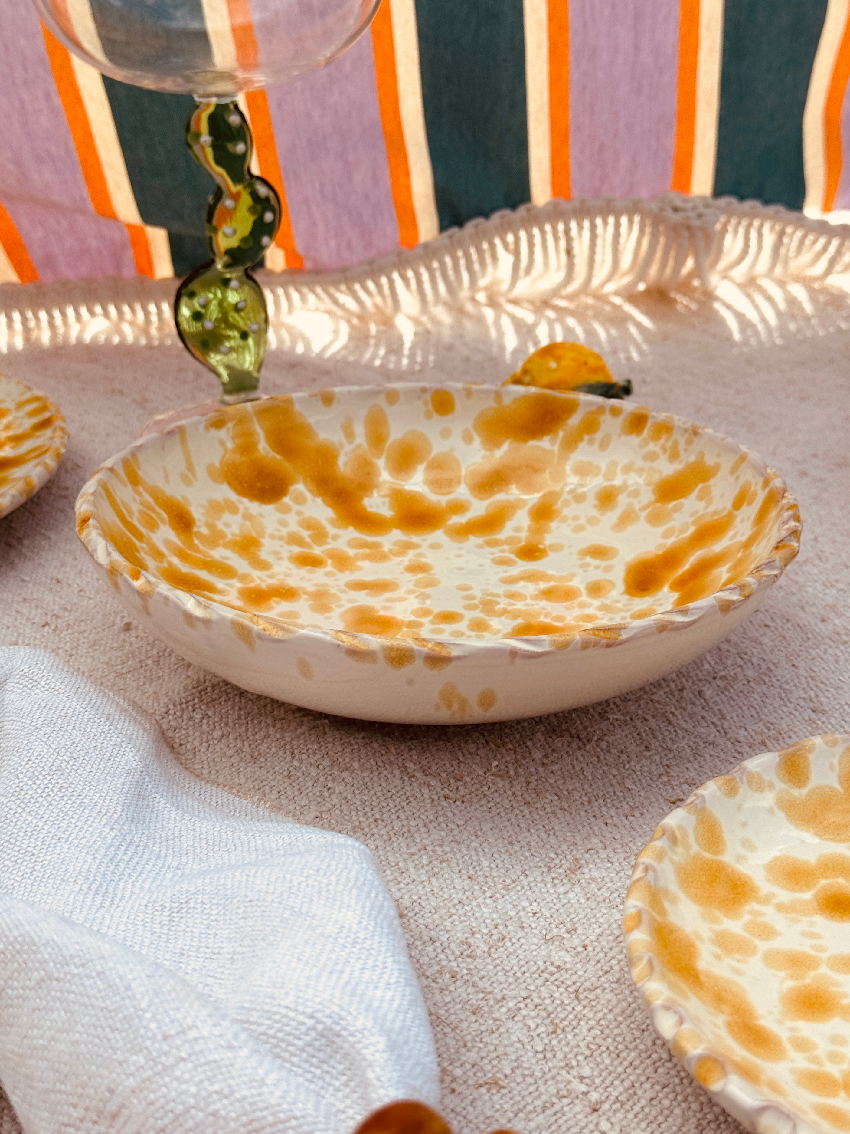 ! New Fit ! Schizzato Pasta Bowl "Honey"