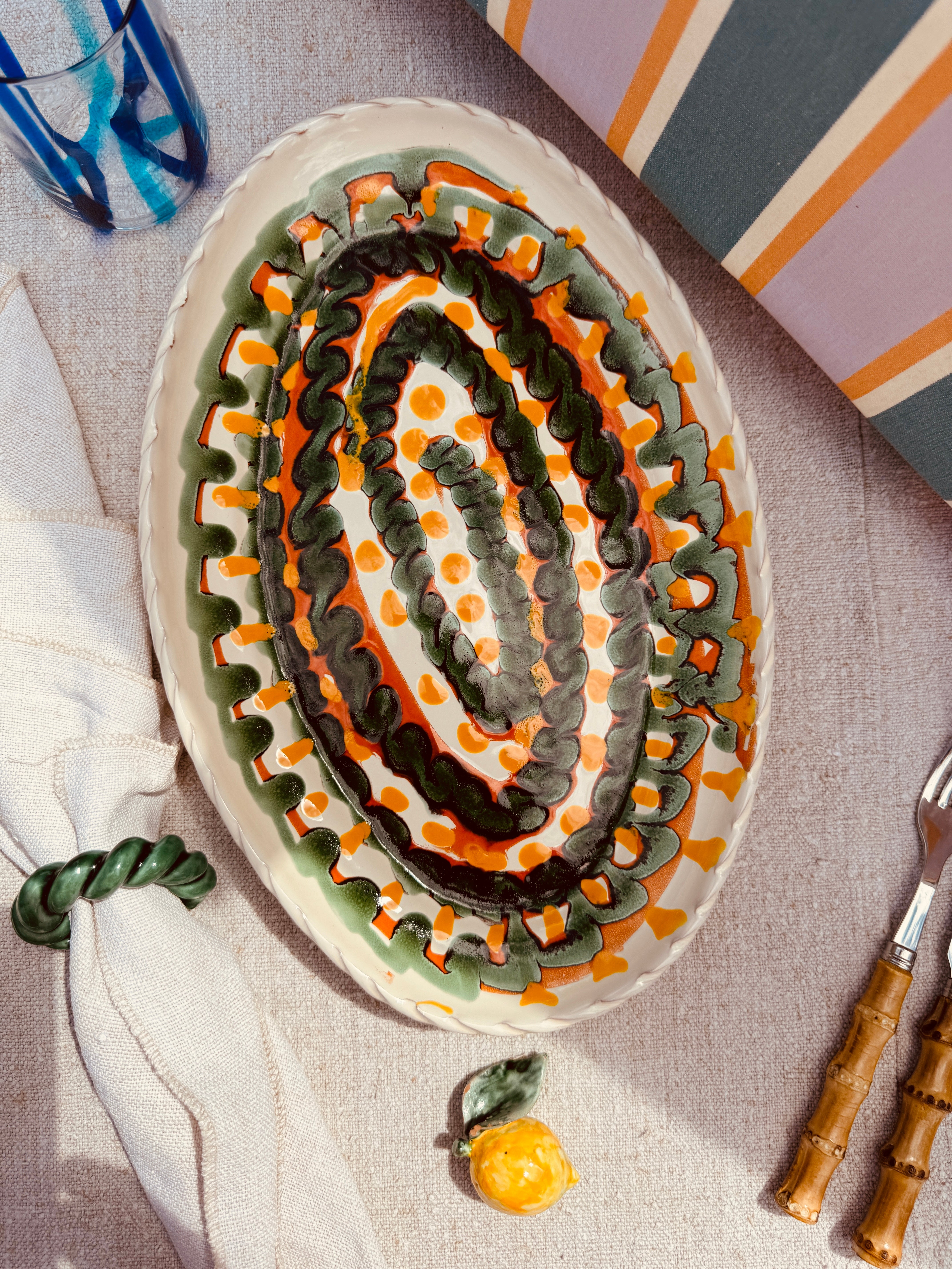 ! Unique Piece ! "Psychodelic" Oval Plate 35cm x 23cm - Only 1x available