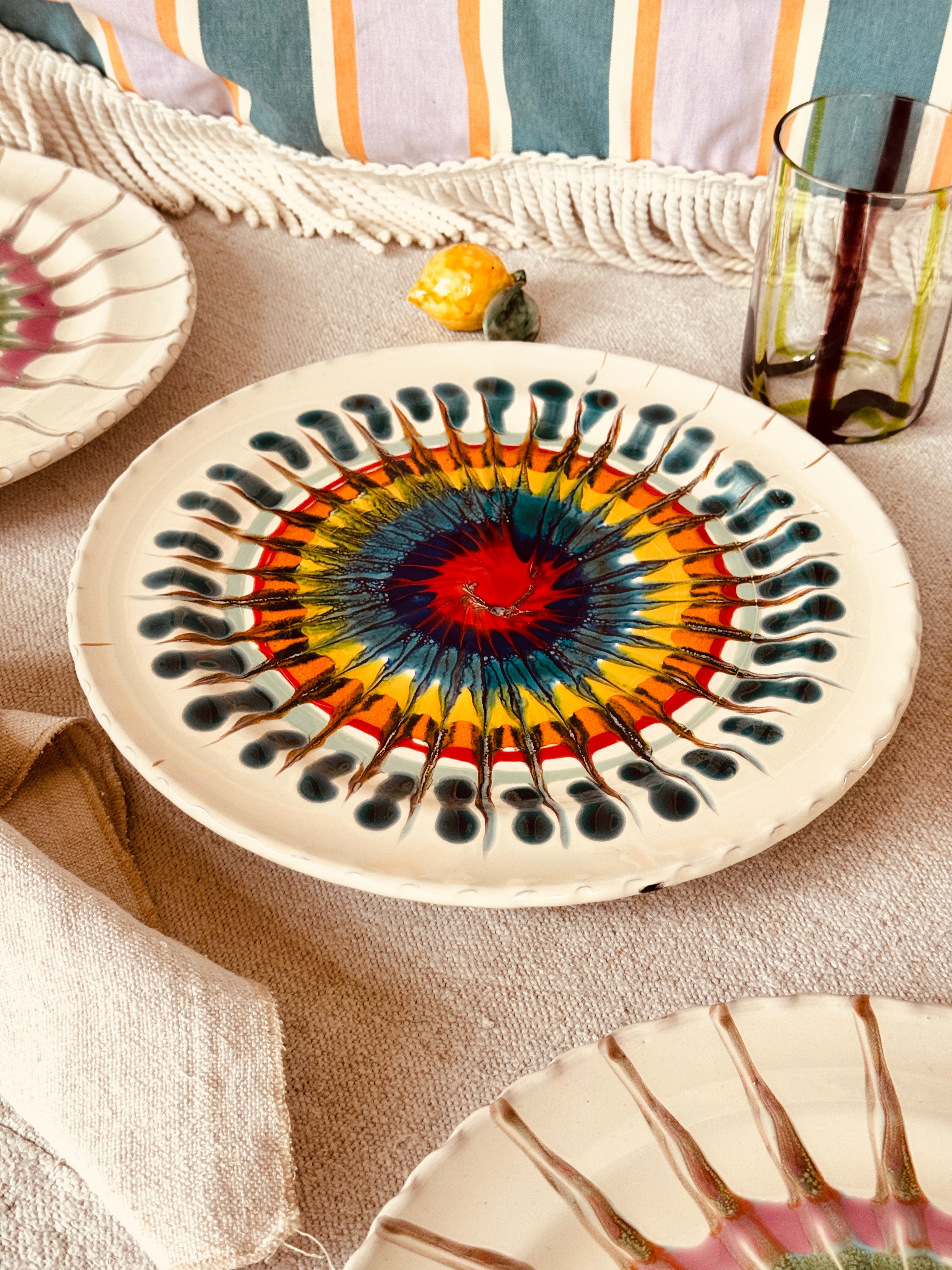 Psychodelic Speiseteller - 27cm "Unique Art Pieces by Studio Riviera"