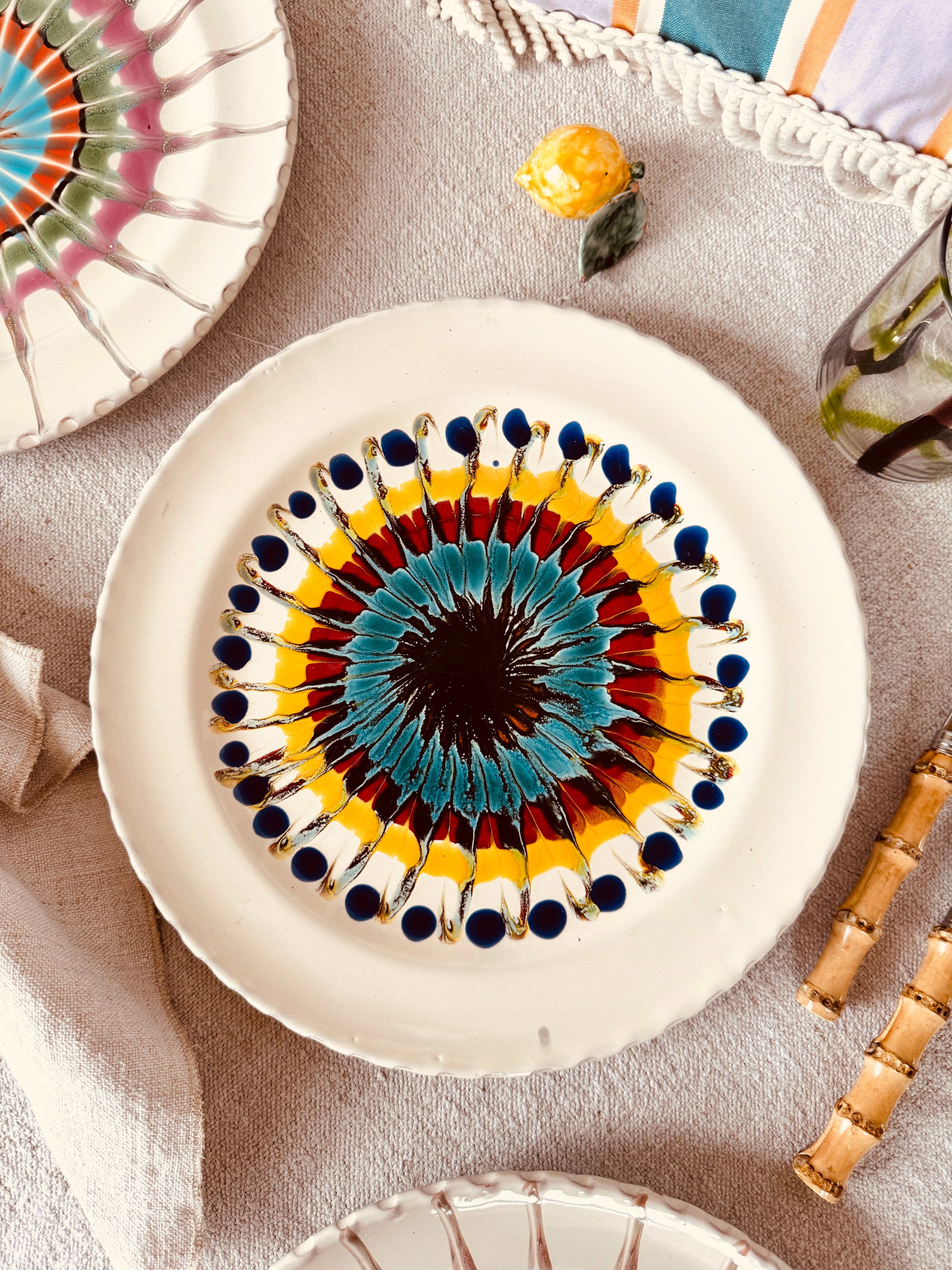 Psychodelic Speiseteller - 27cm "Unique Art Pieces by Studio Riviera"