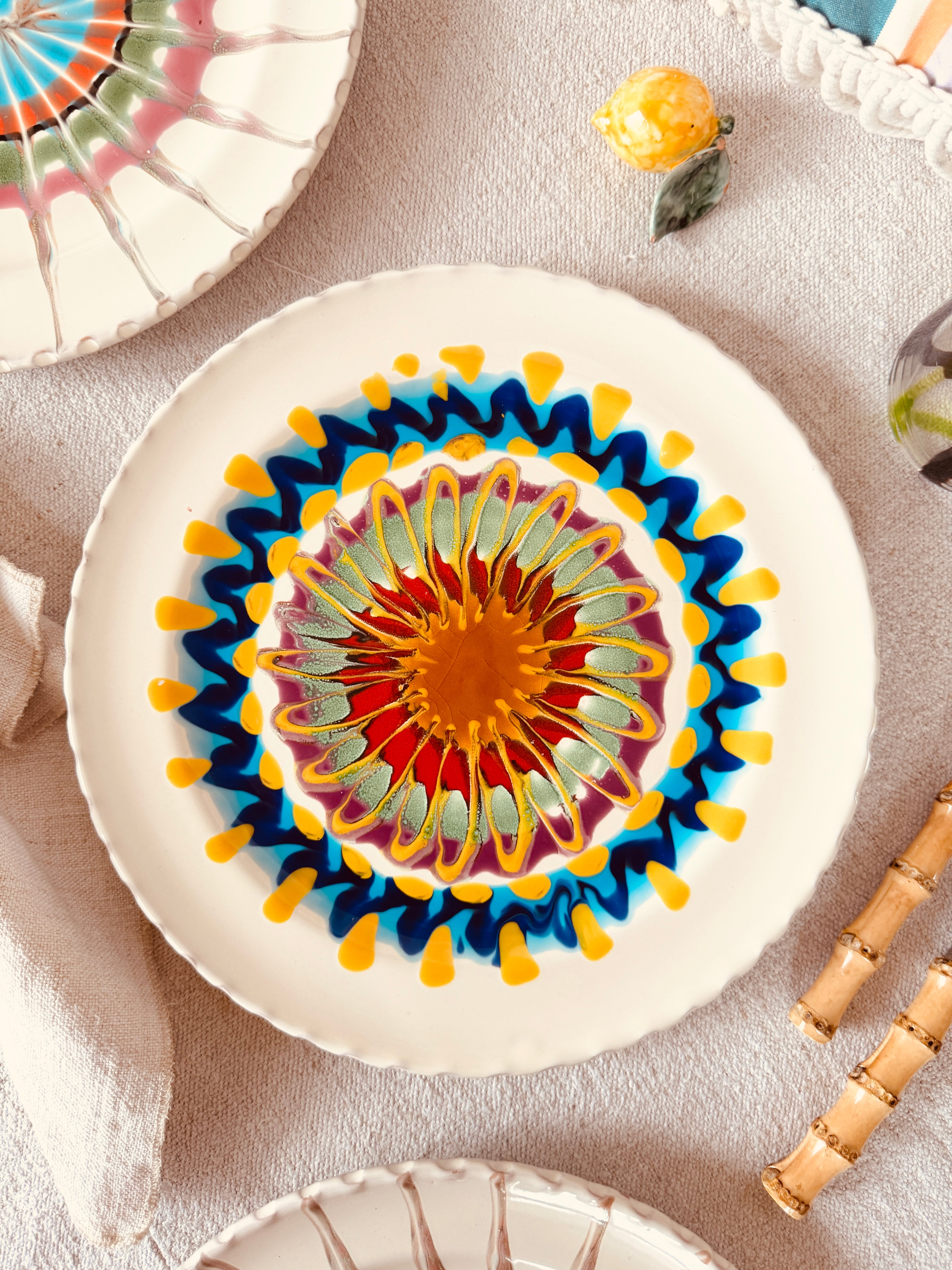 Psychodelic Speiseteller - 27cm "Unique Art Pieces by Studio Riviera"