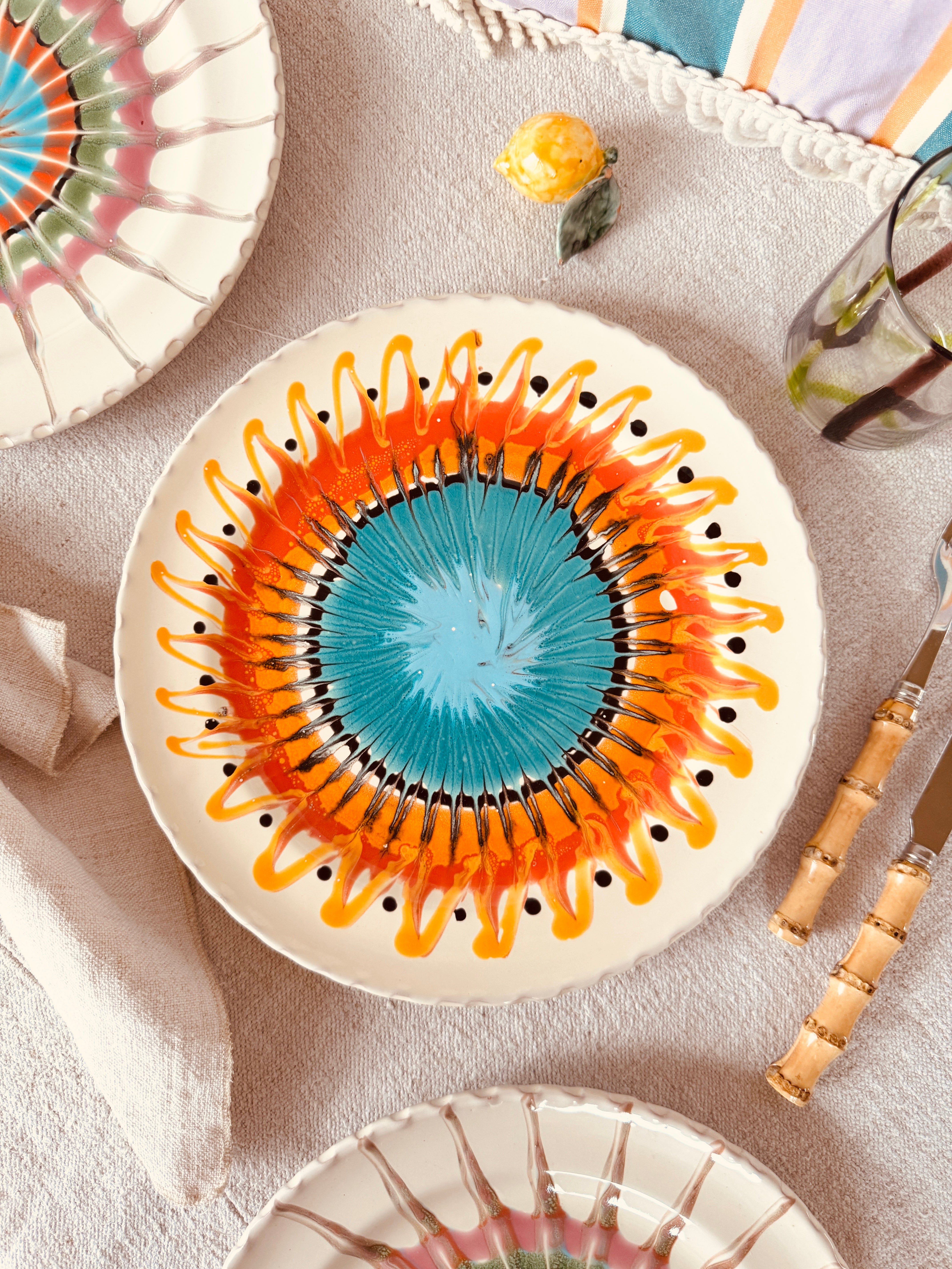 Psychodelic Speiseteller - 27cm "Unique Art Pieces by Studio Riviera"