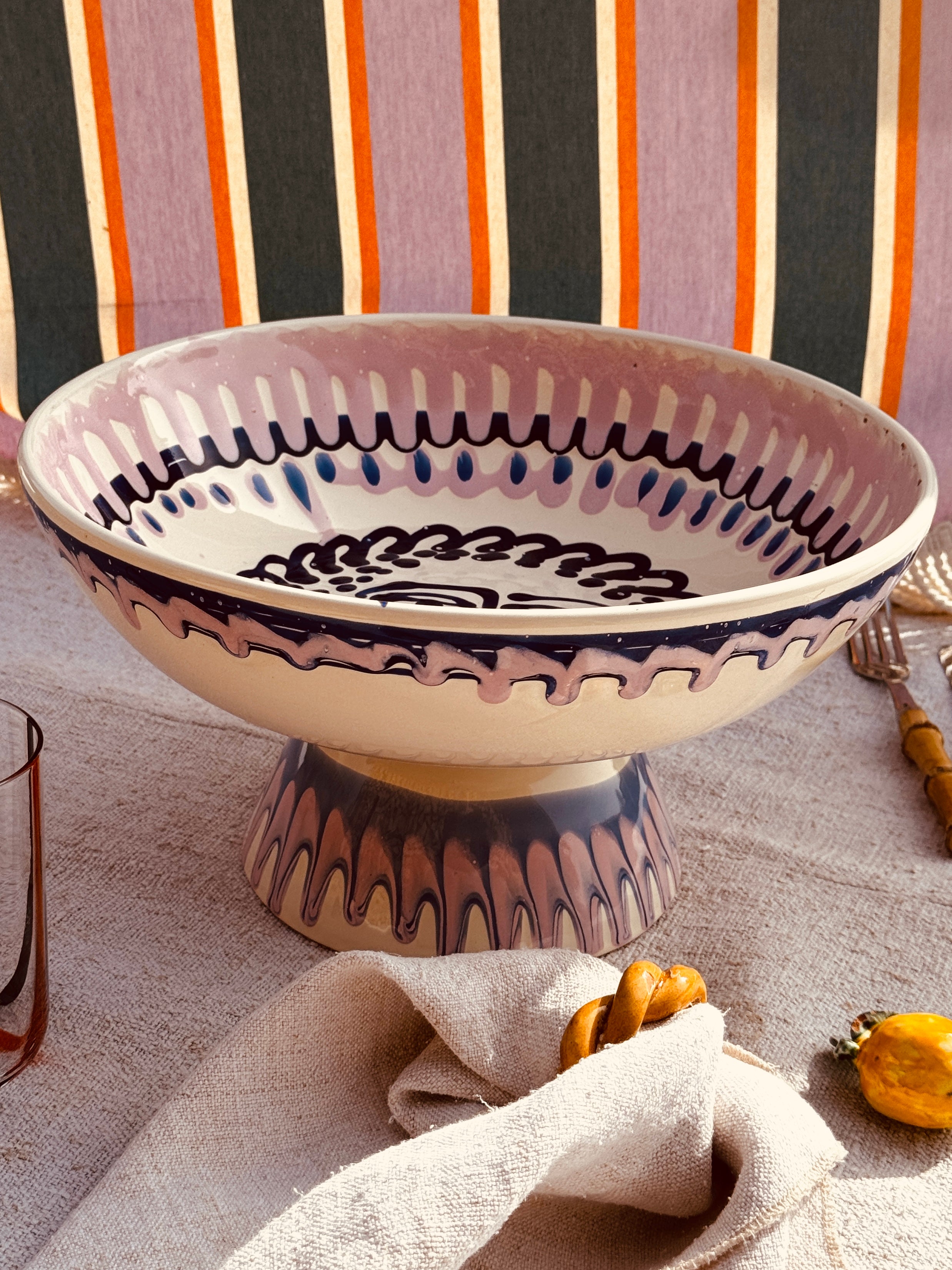 Handgefertigte Keramik Schale mit Fuß 30 cm | Italienisches Unikat