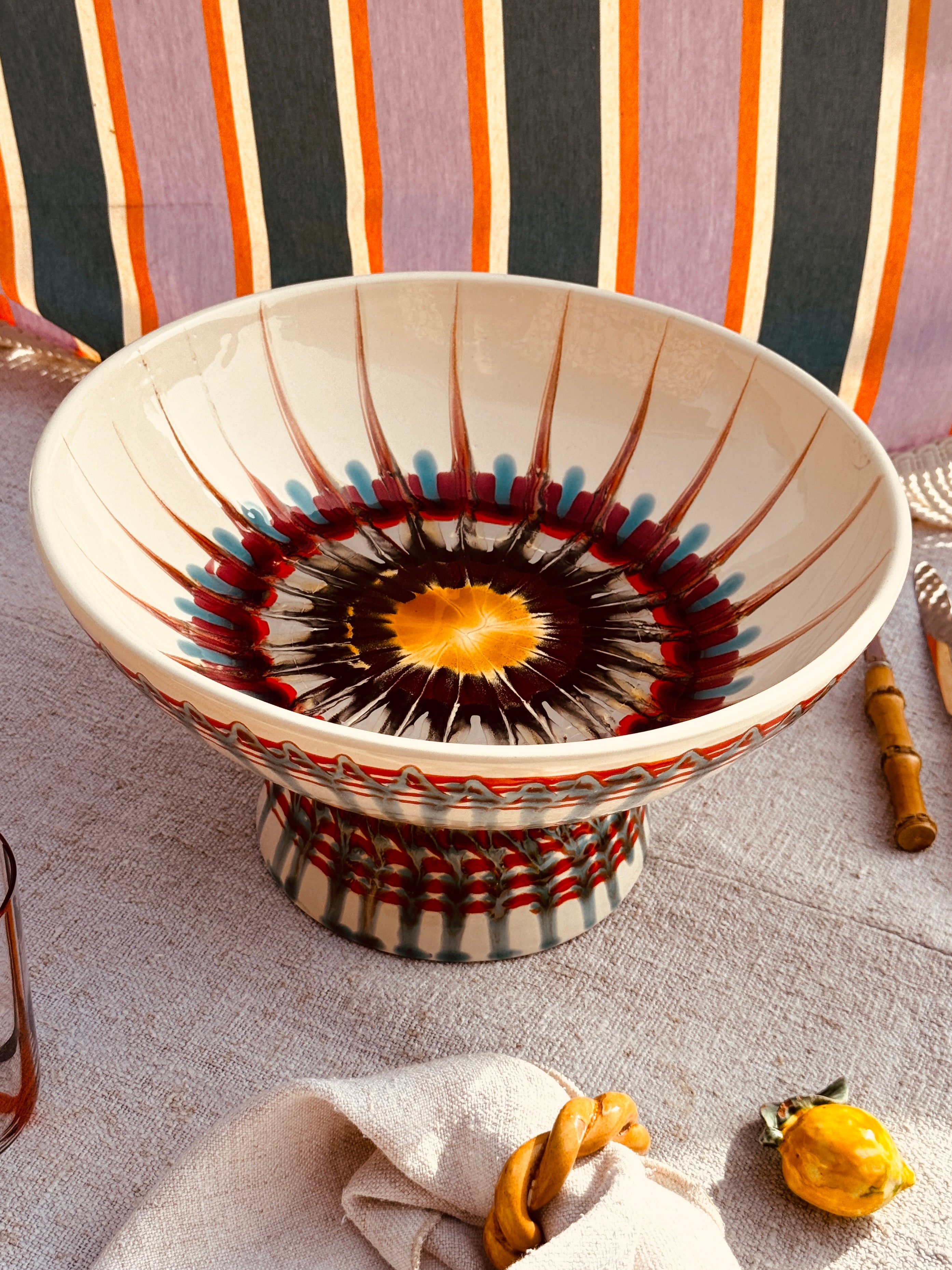 Handgefertigte Keramik Schale mit Fuß 30 cm | Italienisches Unikat