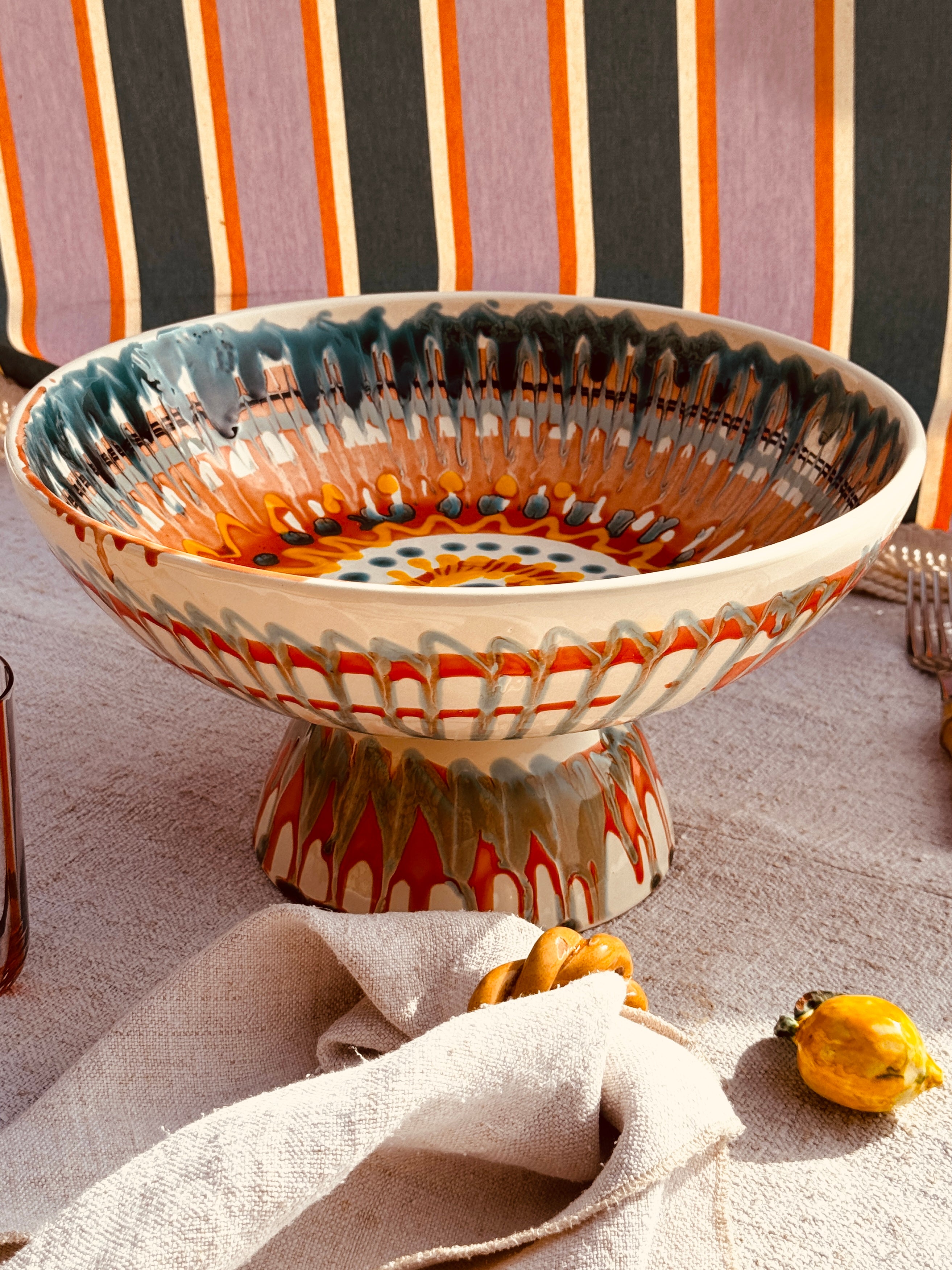 Handgefertigte Keramik Schale mit Fuß 30 cm | Italienisches Unikat