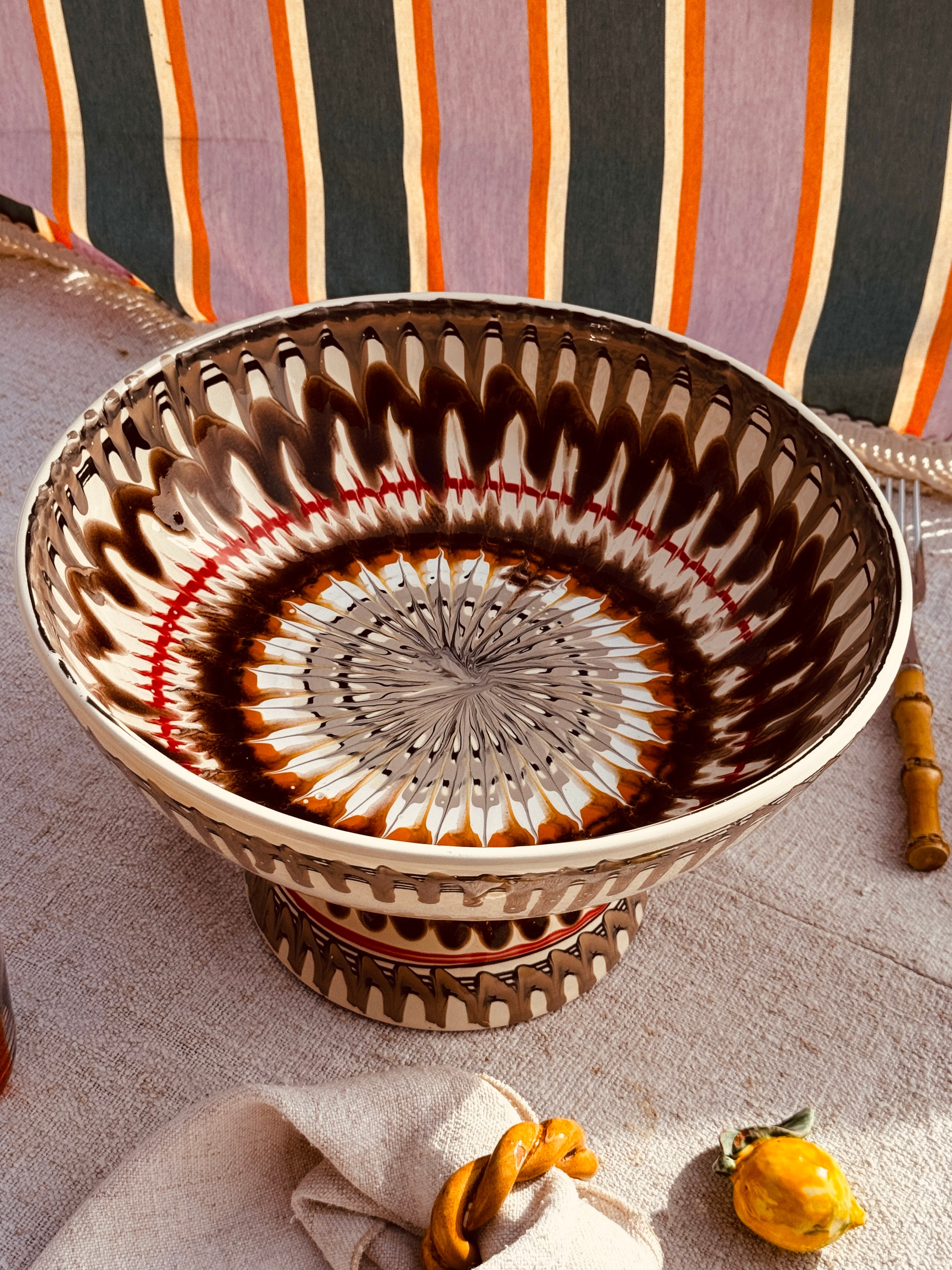 Handgefertigte Keramik Schale mit Fuß 30 cm | Italienisches Unikat