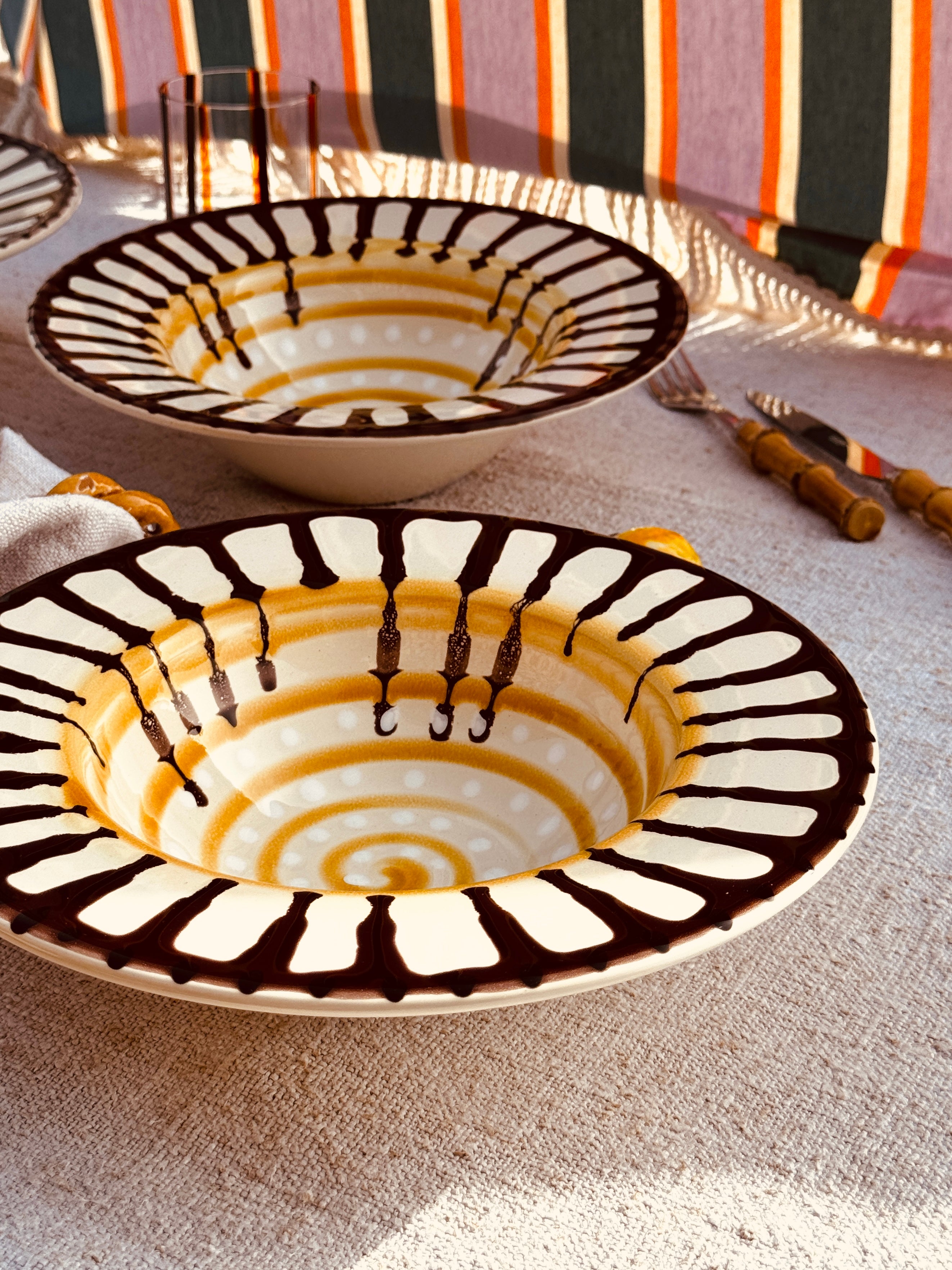 Handgefertigte Pastaschale 25 cm | Cappello di Prete