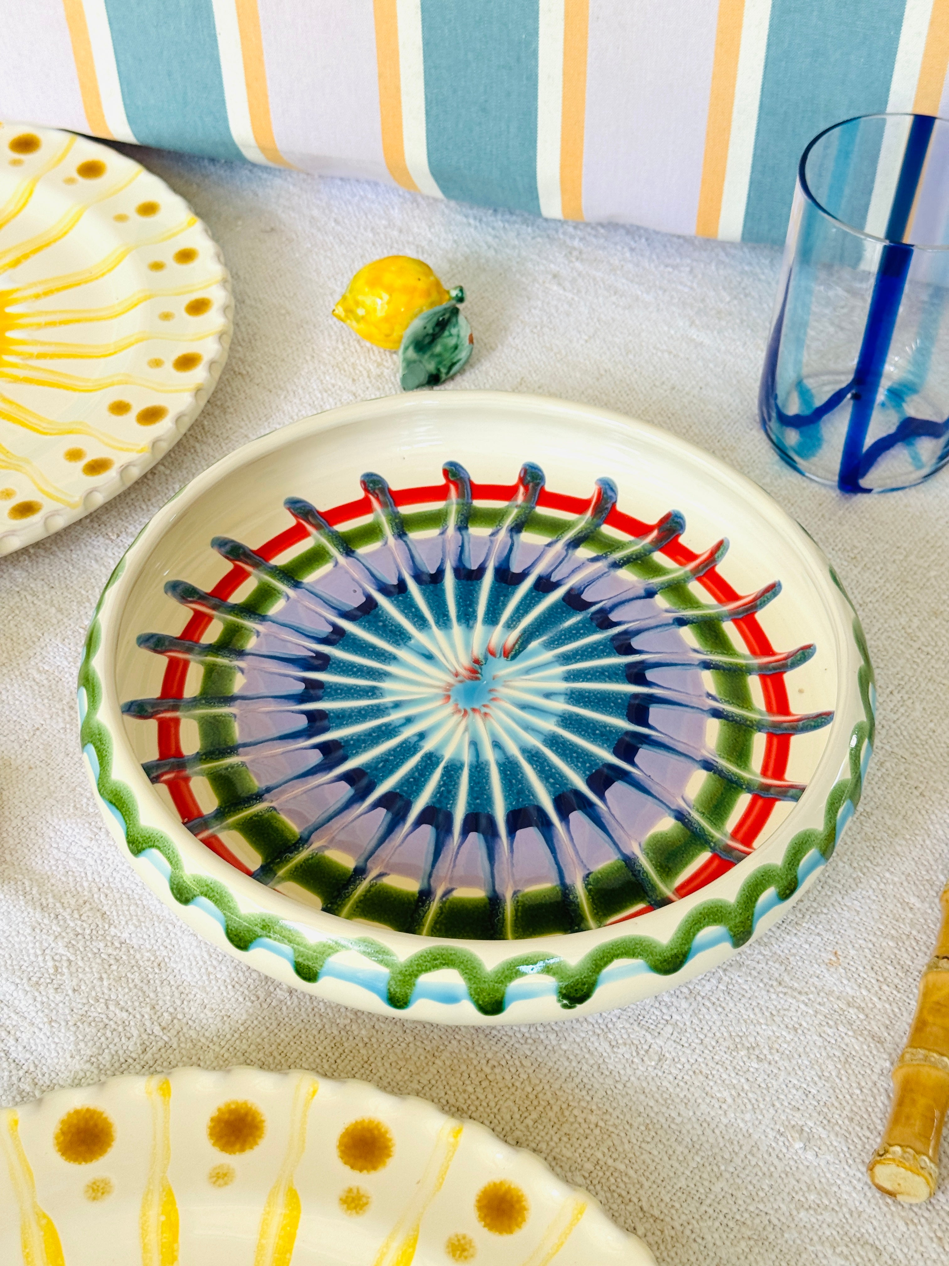 Italian Ceramic Pasta Plate 25cm | Handbemaltes Psychodelic Design
