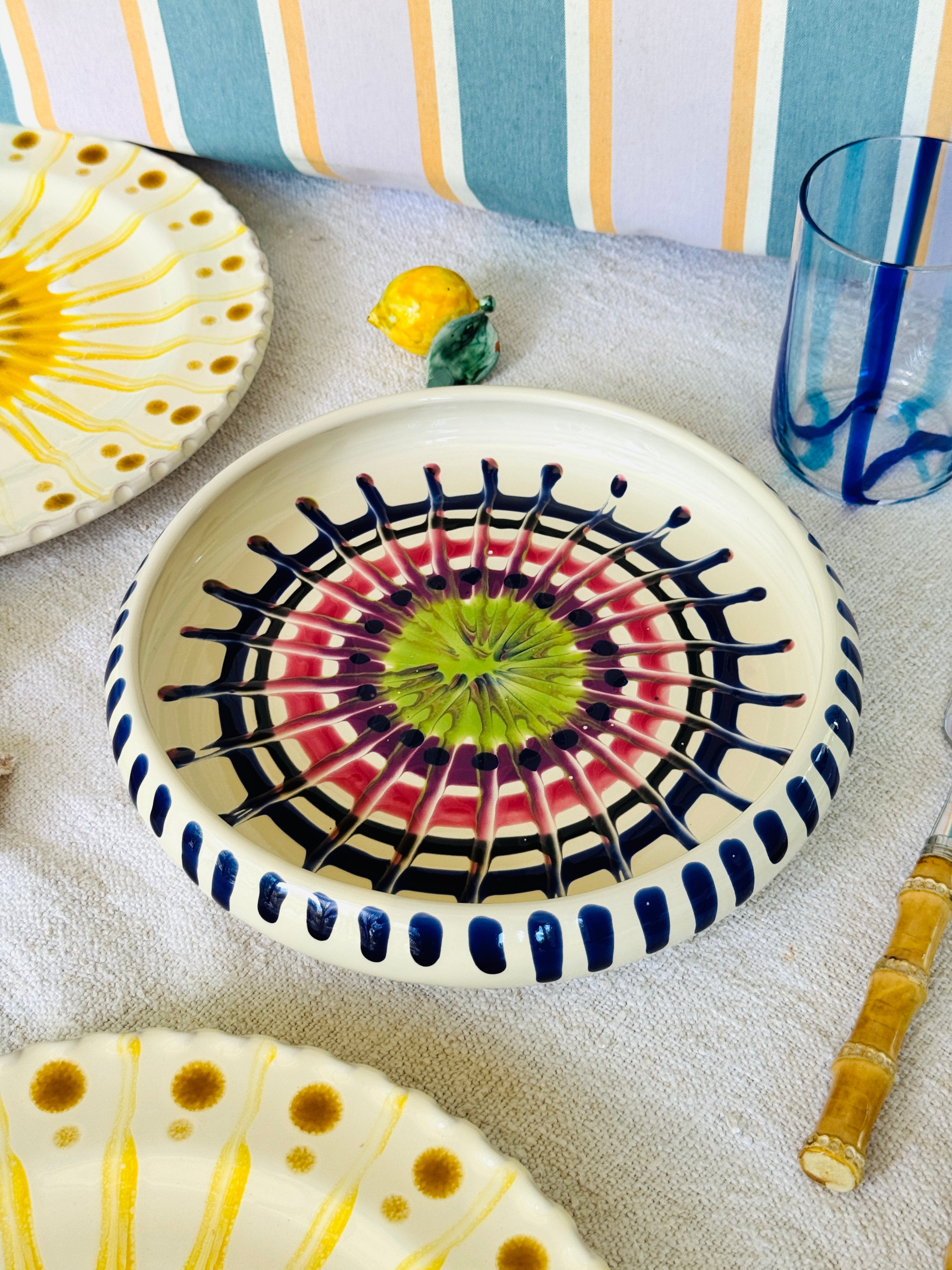 Italian Ceramic Pasta Plate 25cm | Handbemaltes Psychodelic Design