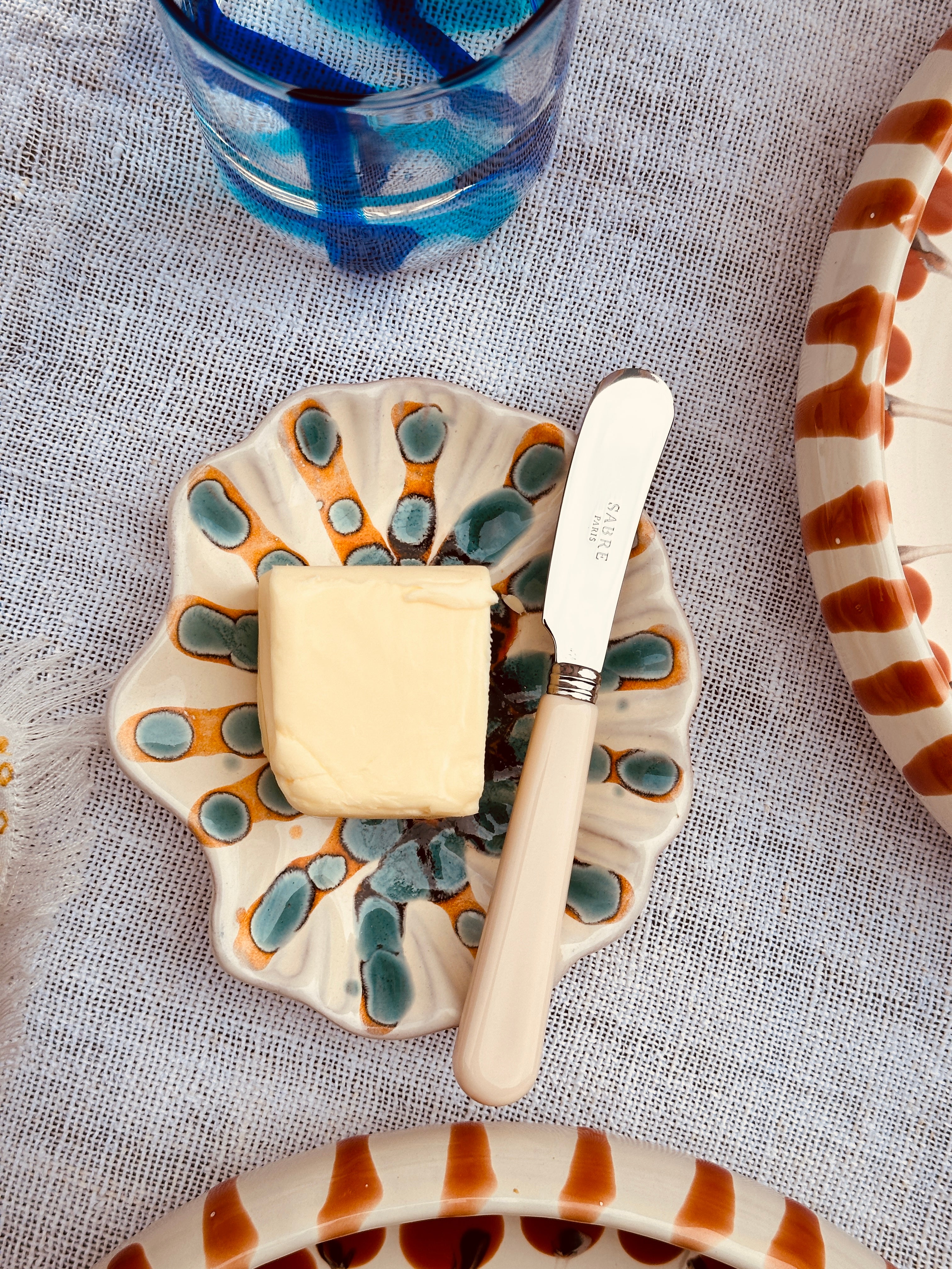 "Pop Avorio" Buttermesser
