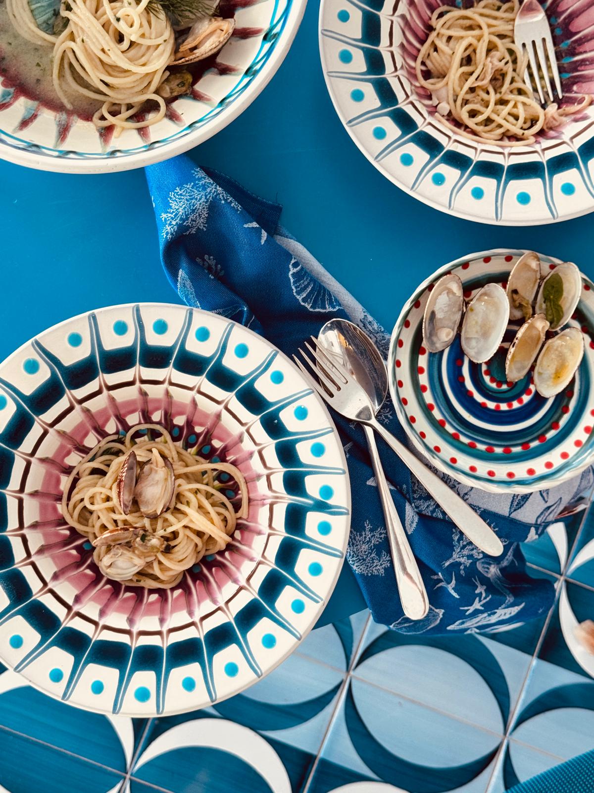 Psychodelic & Viso Schale Cappello di Prete 25cm x 6,5cm "Benvenuti a Castel Principe"