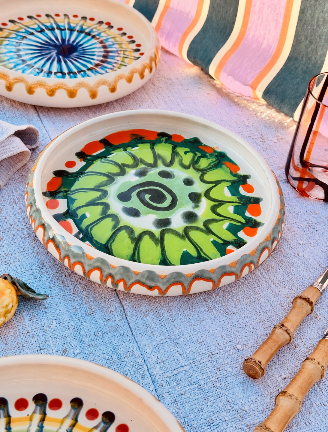 Italian Ceramic Pasta Plate 25cm | Handbemaltes Psychodelic Design UNIKAT