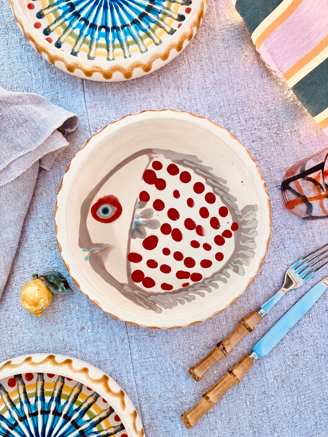 Italian Ceramic Pasta Plate 25cm | Handbemaltes Pesce Design "Unikat"