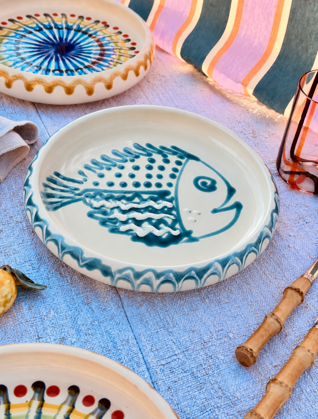 Unikat Italienischer Pastateller 25cm "Crazy Fish" – Handgemacht in Apulien