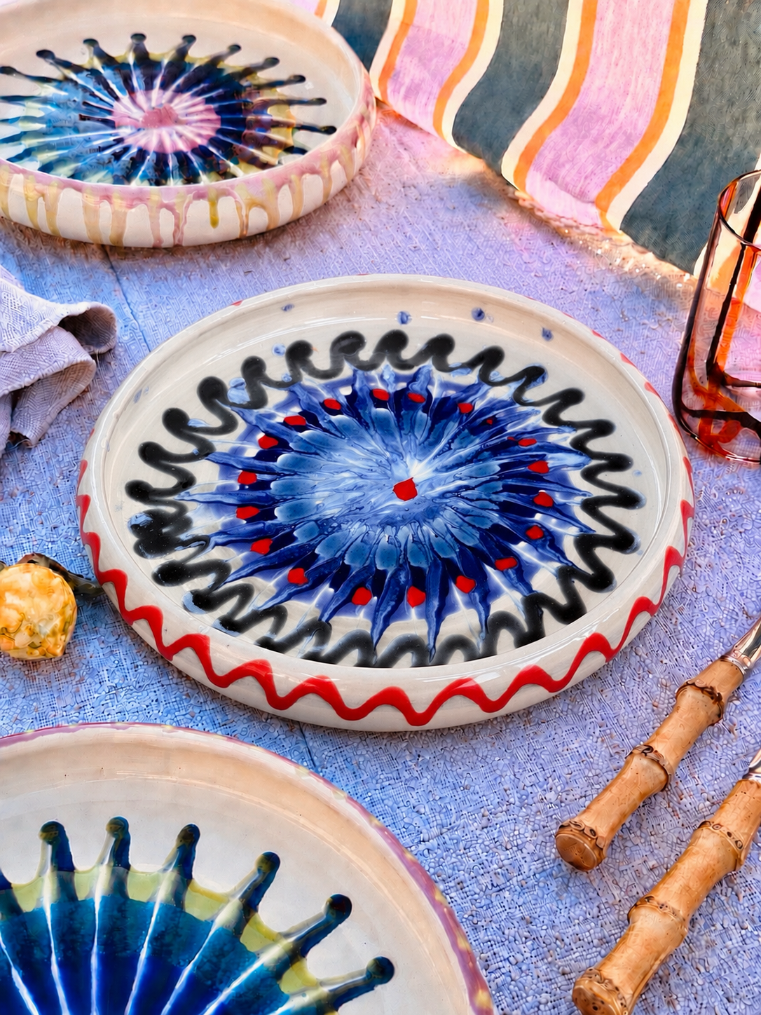 Italian Ceramic Pasta Plate 25cm | Handbemaltes Psychodelic Design "Unikat"