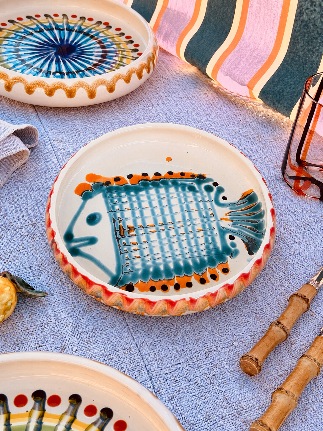 Italian Ceramic Pasta Plate 25cm | Handbemaltes Pesce Design "Unikat"