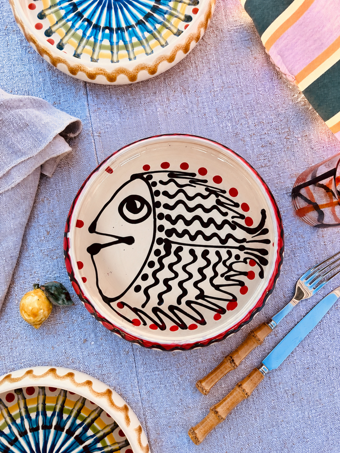Italian Ceramic Pasta Plate 25cm | Handbemaltes Pesce Design "Unikat"