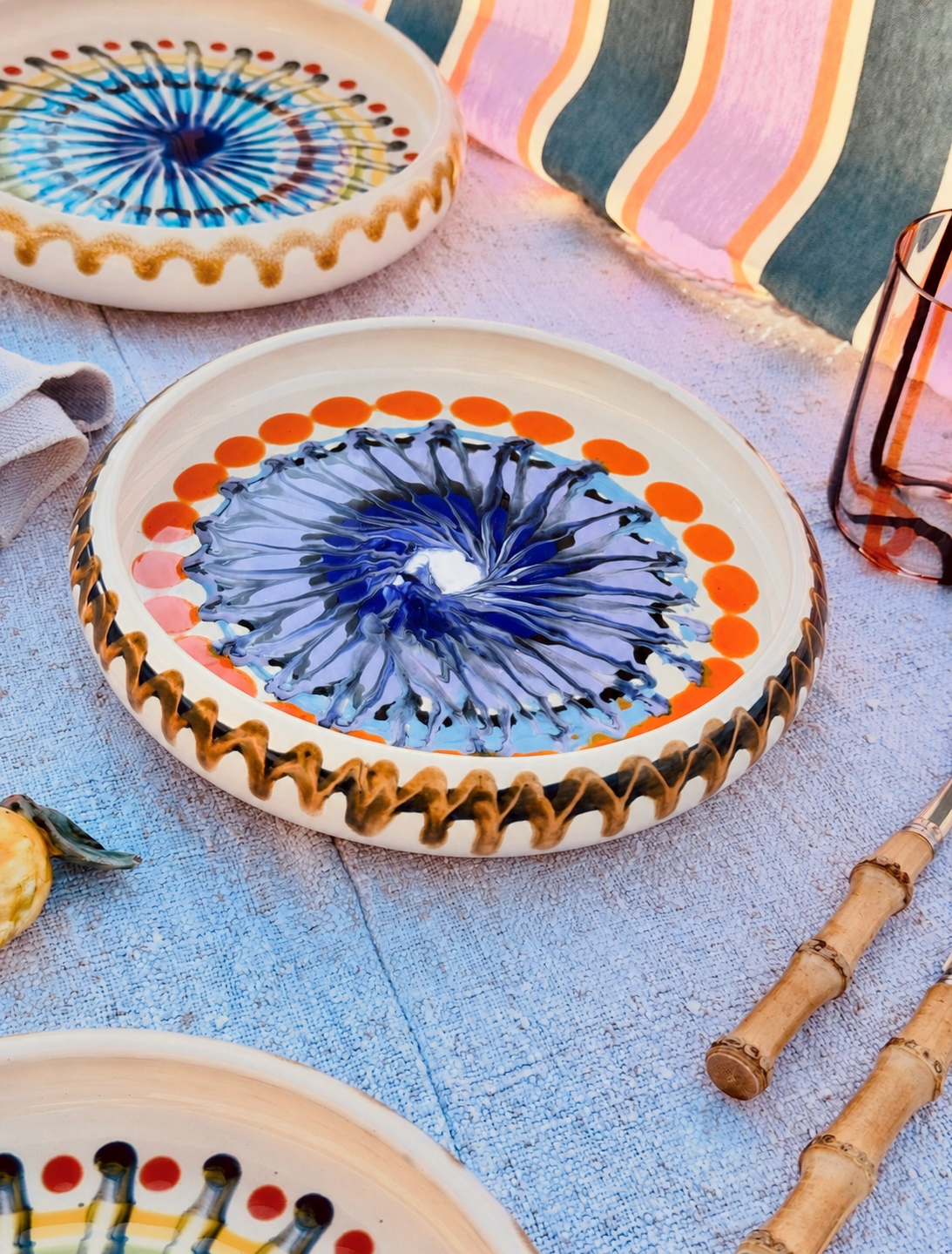 Italian Ceramic Pasta Plate 25cm | Handbemaltes Psychodelic Design UNIKAT