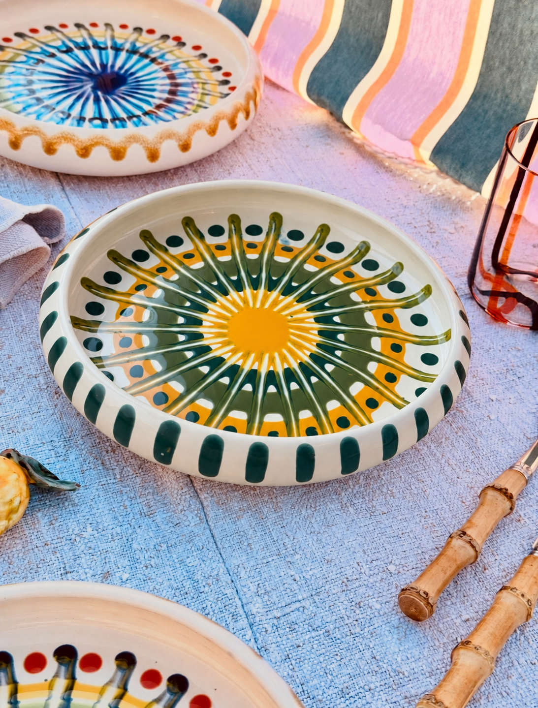 Italian Ceramic Pasta Plate 25cm | Handbemaltes Psychodelic Design UNIKAT
