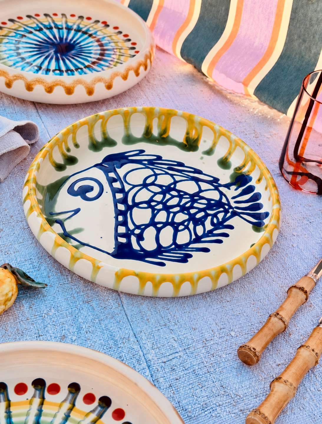Unikat Italienischer Pastateller 25cm "Crazy Fish" – Handgemacht in Apulien