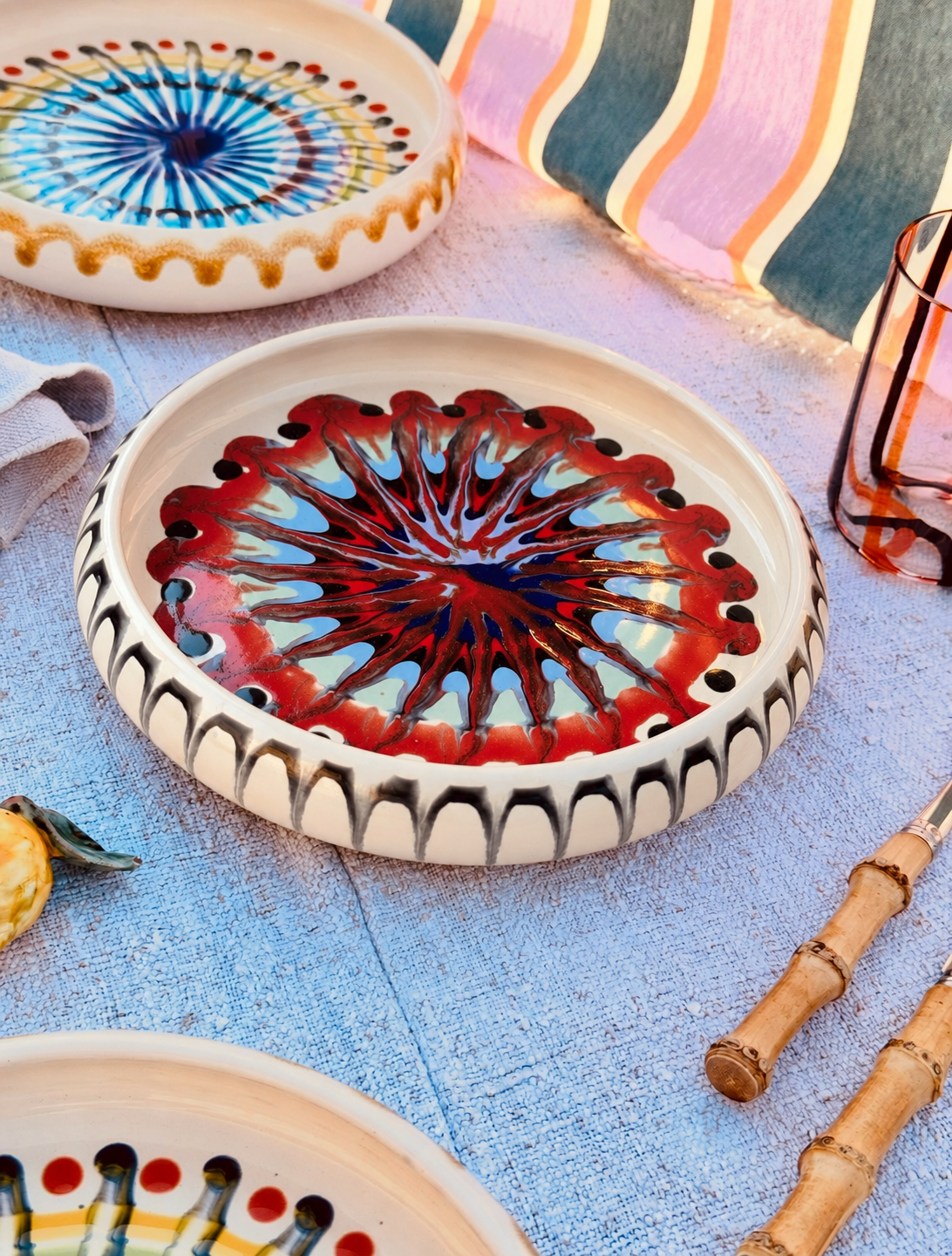 Italian Ceramic Pasta Plate 25cm | Handbemaltes Psychodelic Design UNIKAT