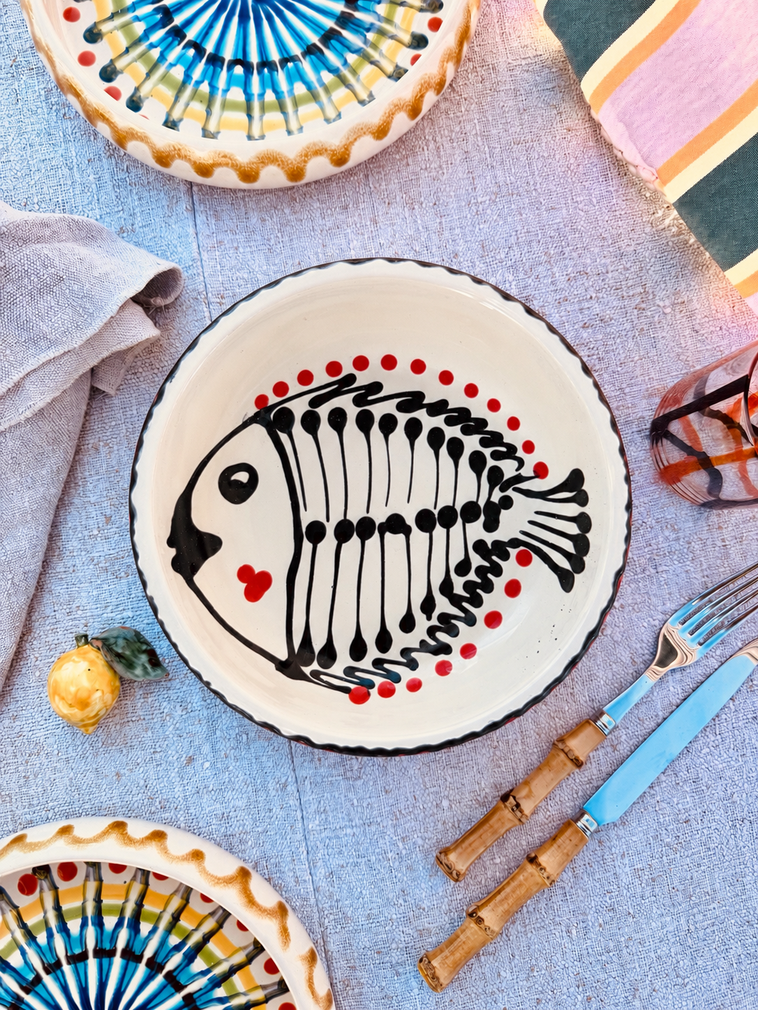 Italian Ceramic Pasta Plate 25cm | Handbemaltes Pesce Design "Unikat"
