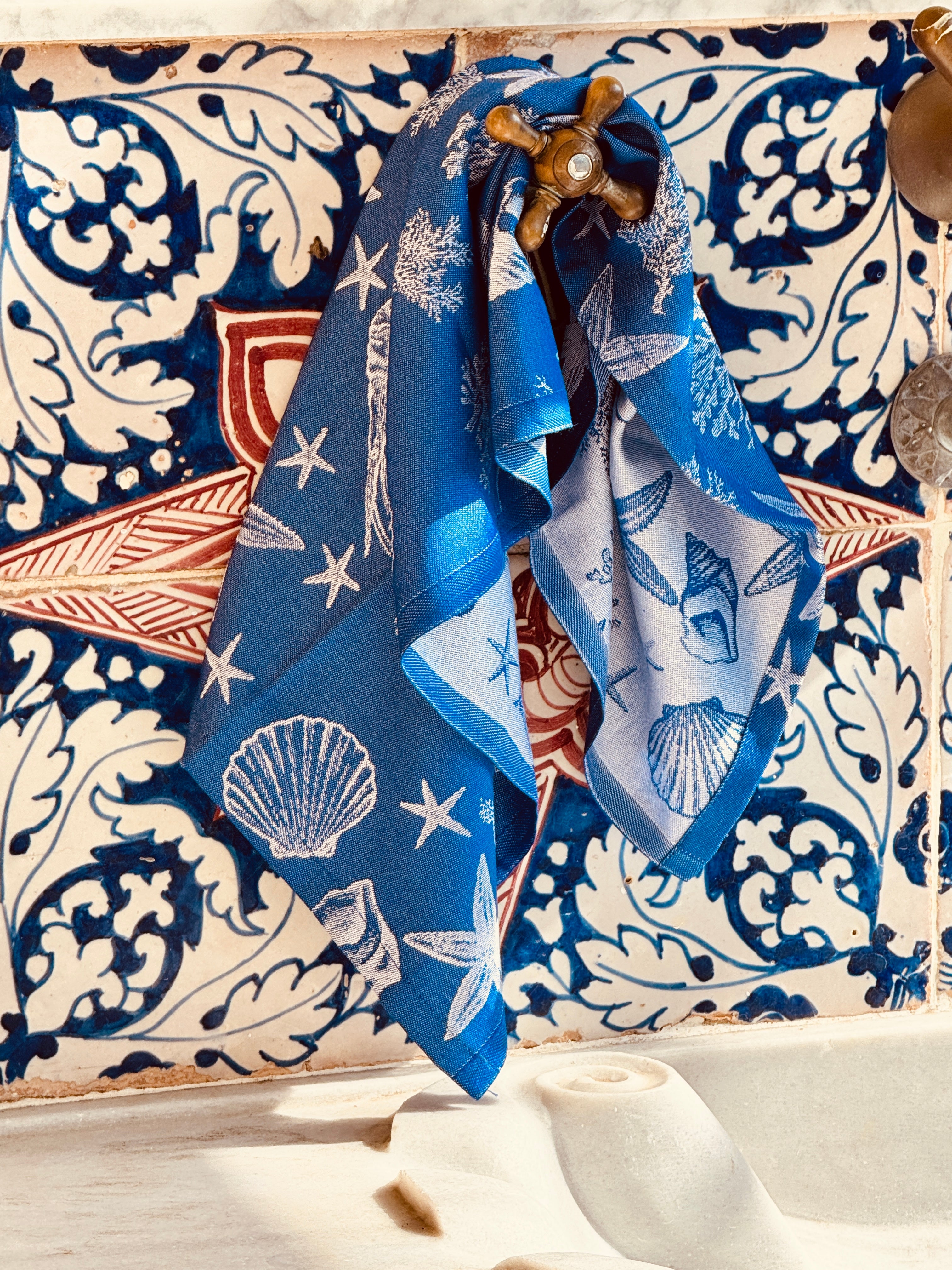 2er Set - Serviette aus robuster Baumwolle „Mare profondo e blu di Nerano" 50cm x 50cm 
