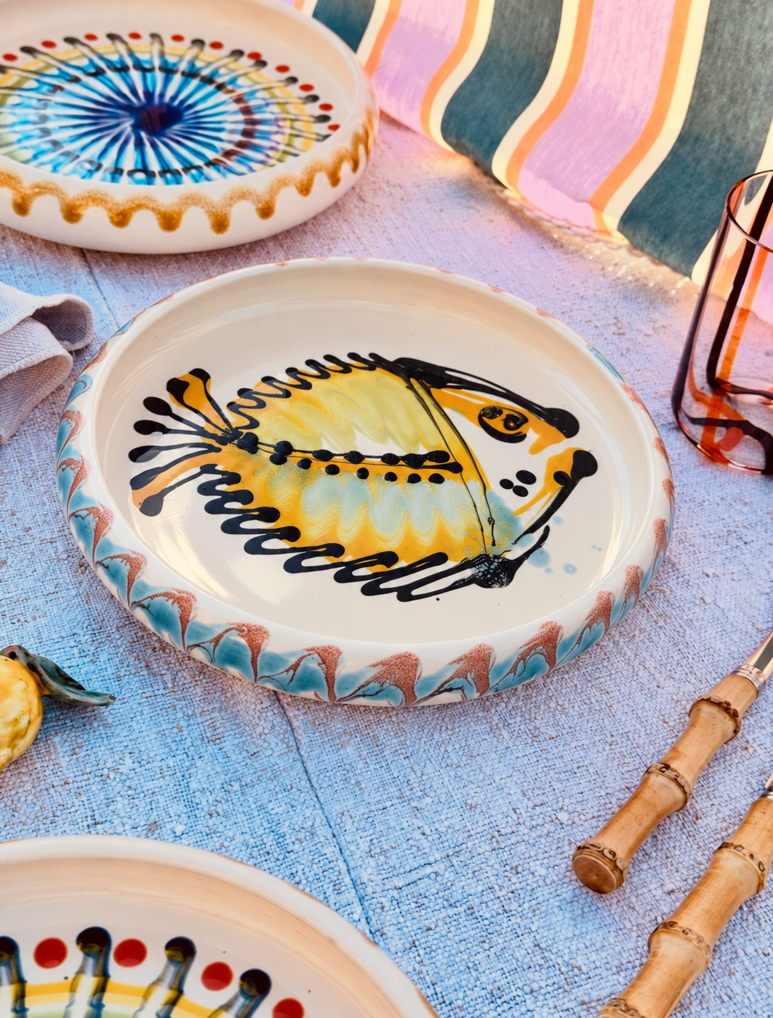 Unikat Italienischer Pastateller 25cm "Crazy Fish" – Handgemacht in Apulien