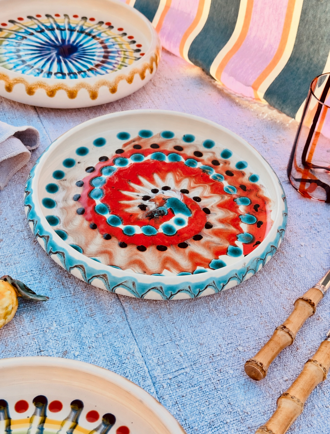 Italian Ceramic Pasta Plate 25cm | Handbemaltes Psychodelic Design UNIKAT