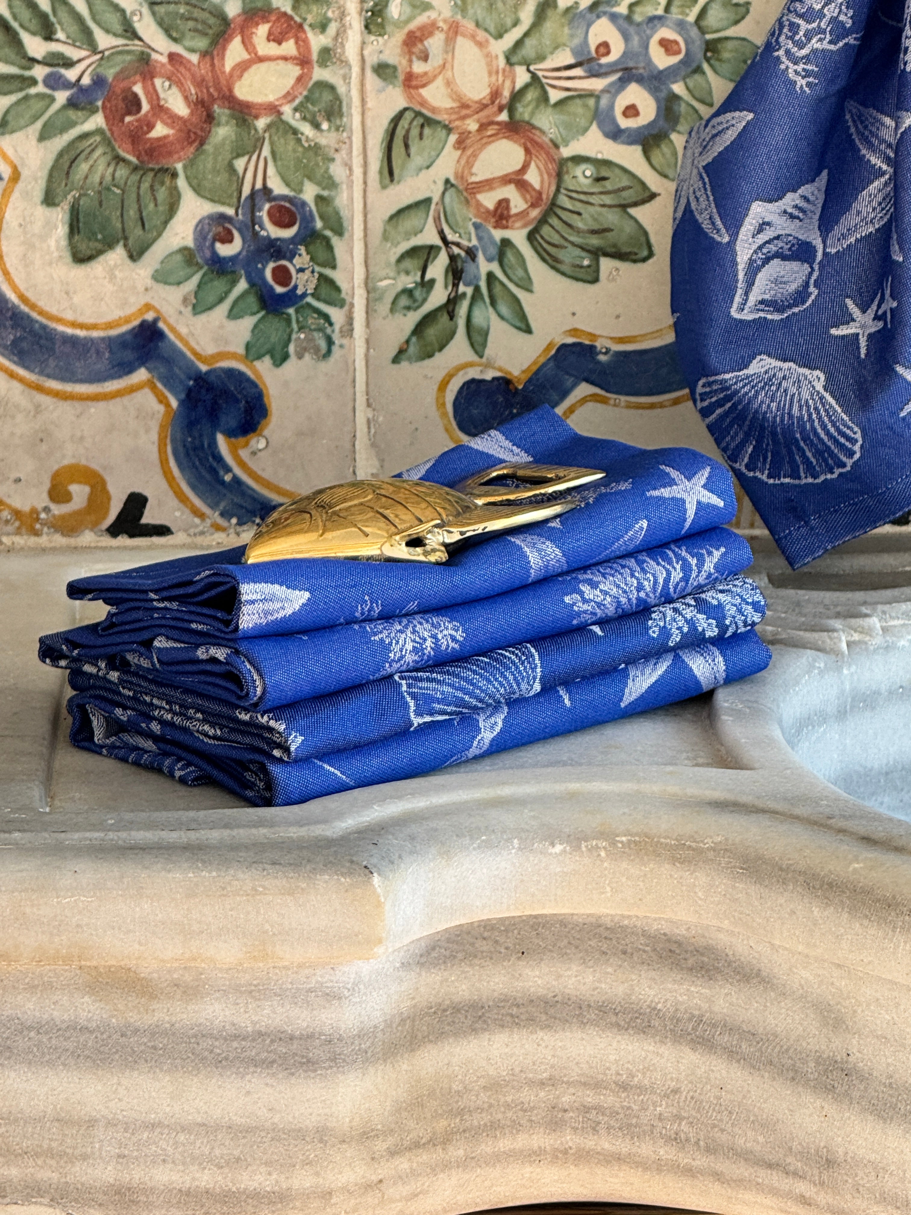 4er Set - Serviette aus robuster Baumwolle „Mare profondo e blu di Nerano" 50cm x 50cm 