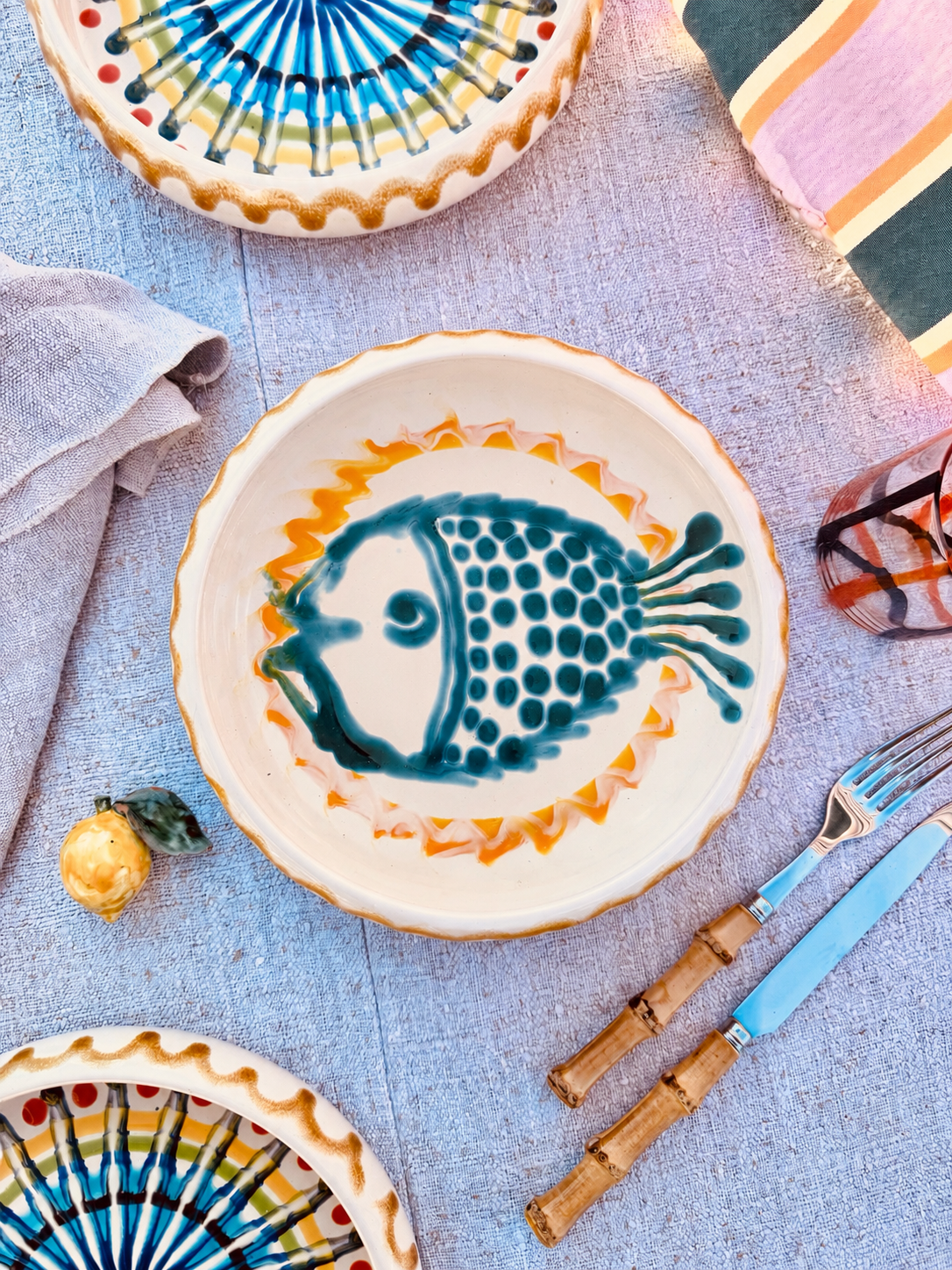 Italian Ceramic Pasta Plate 25cm | Handbemaltes Pesce Design "Unikat"