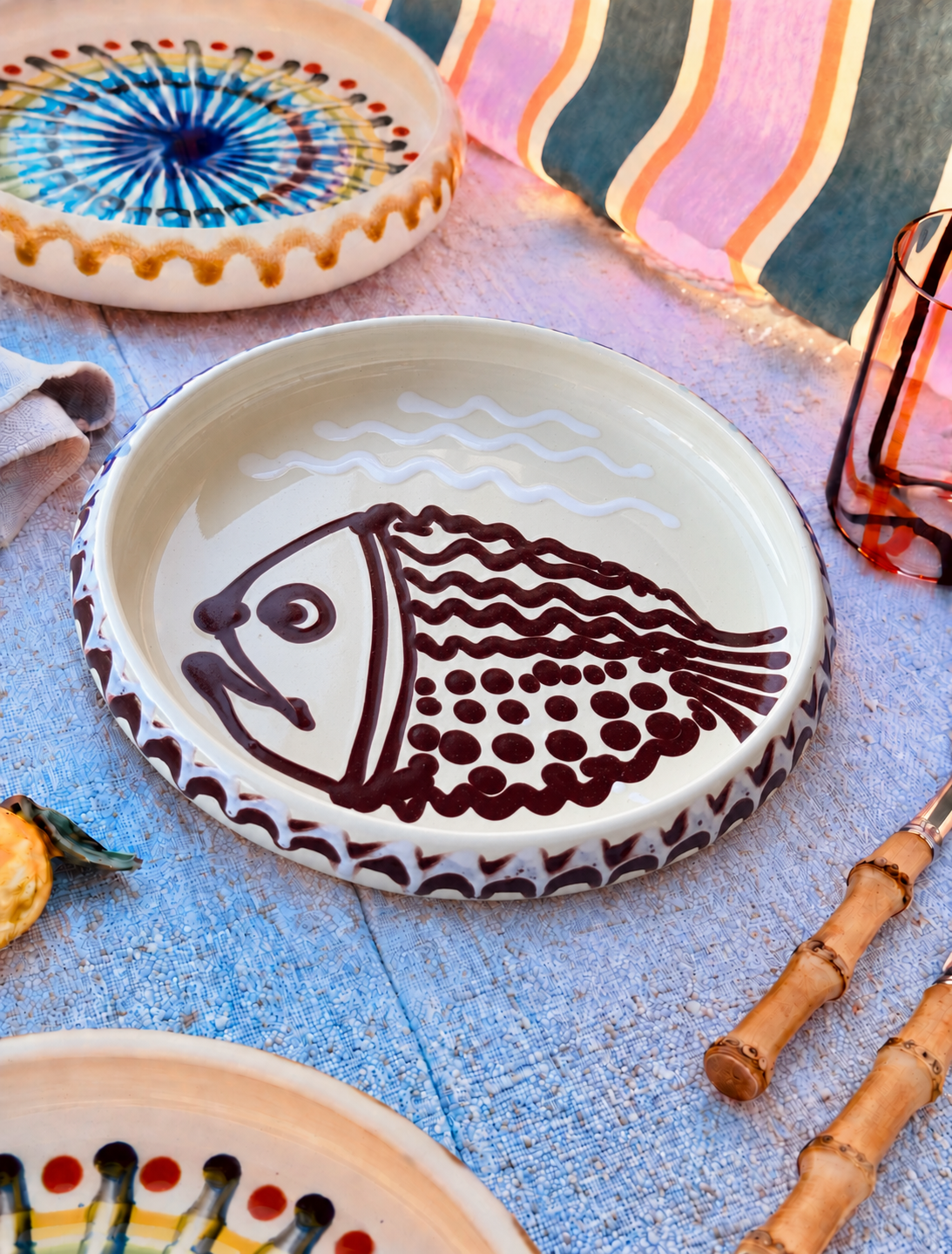 Unikat Italienischer Pastateller 25cm "Crazy Fish" – Handgemacht in Apulien