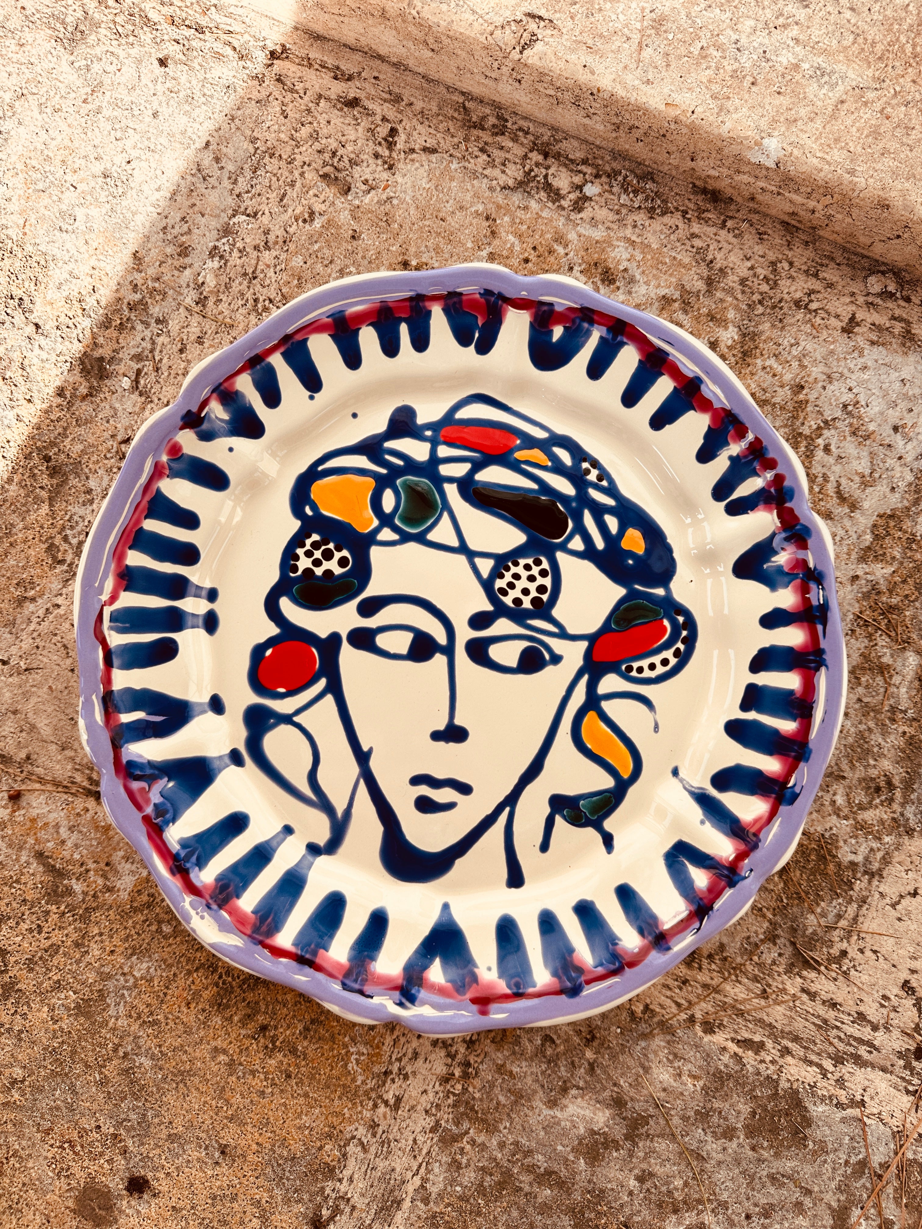 Großer Teller Viso Baccellato „A la Picasso“