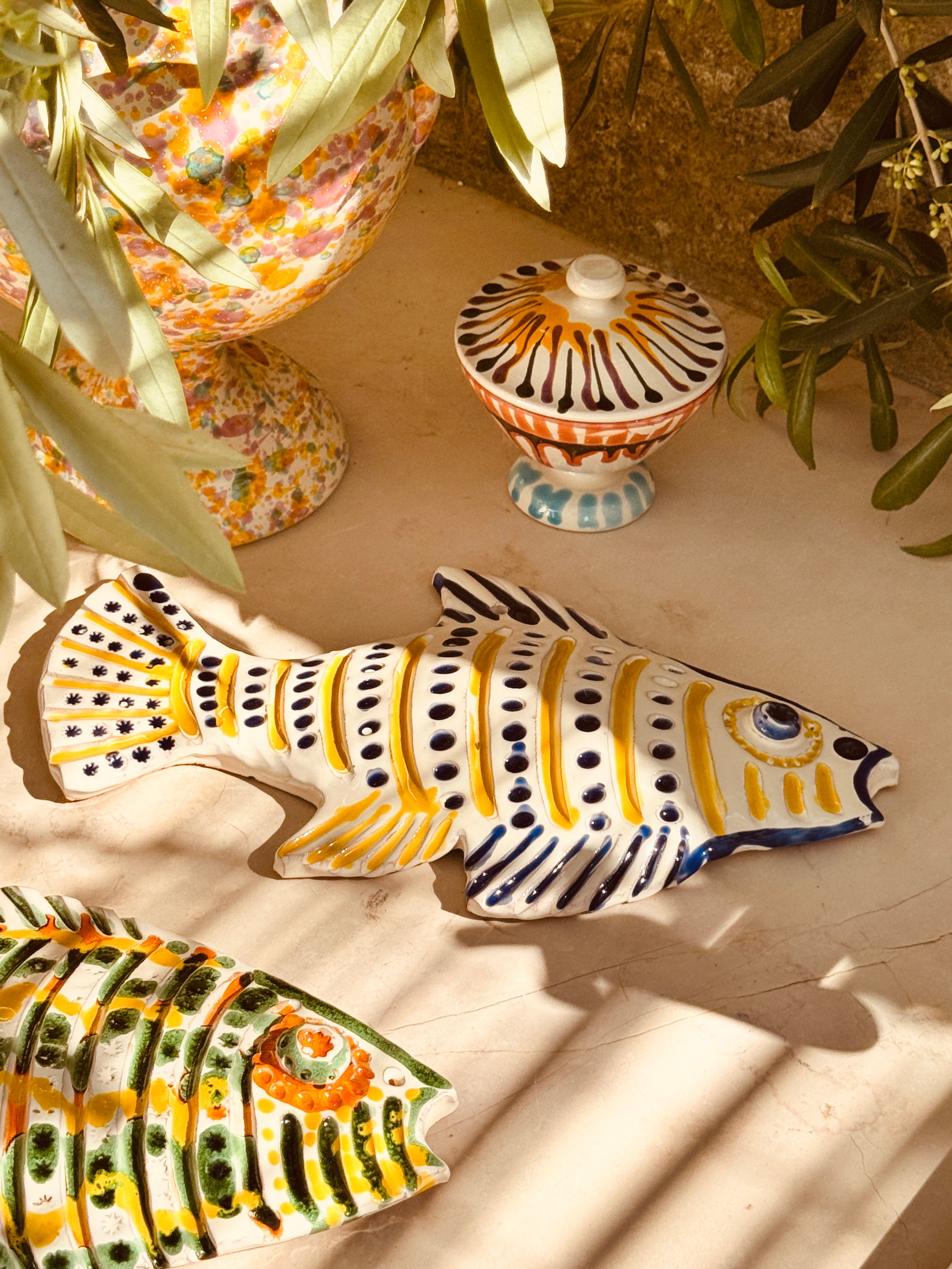 "Mediterranean Muse" Ceramic Deko Fish