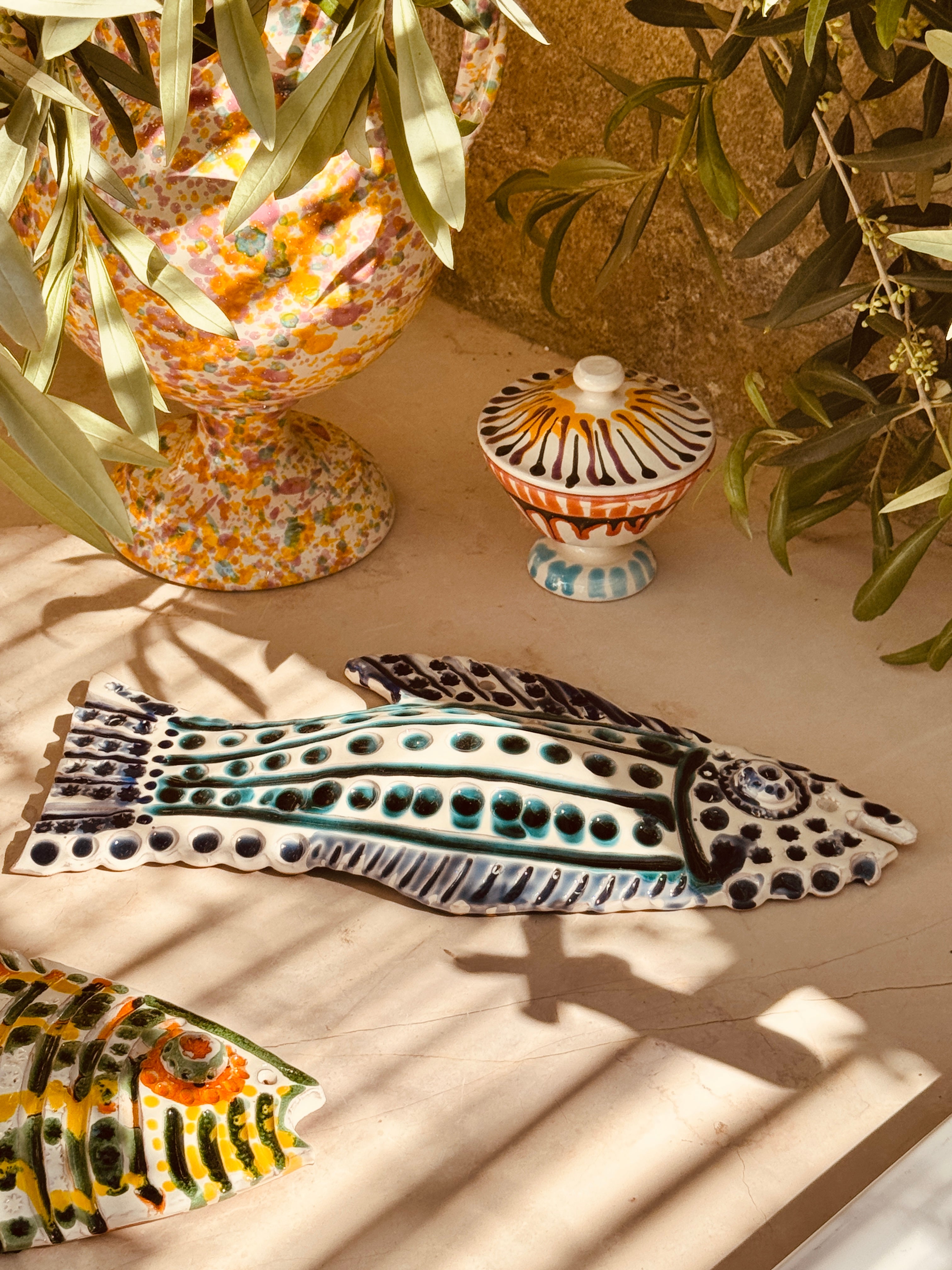 "Mediterranean Muse" Ceramic Deko Fish