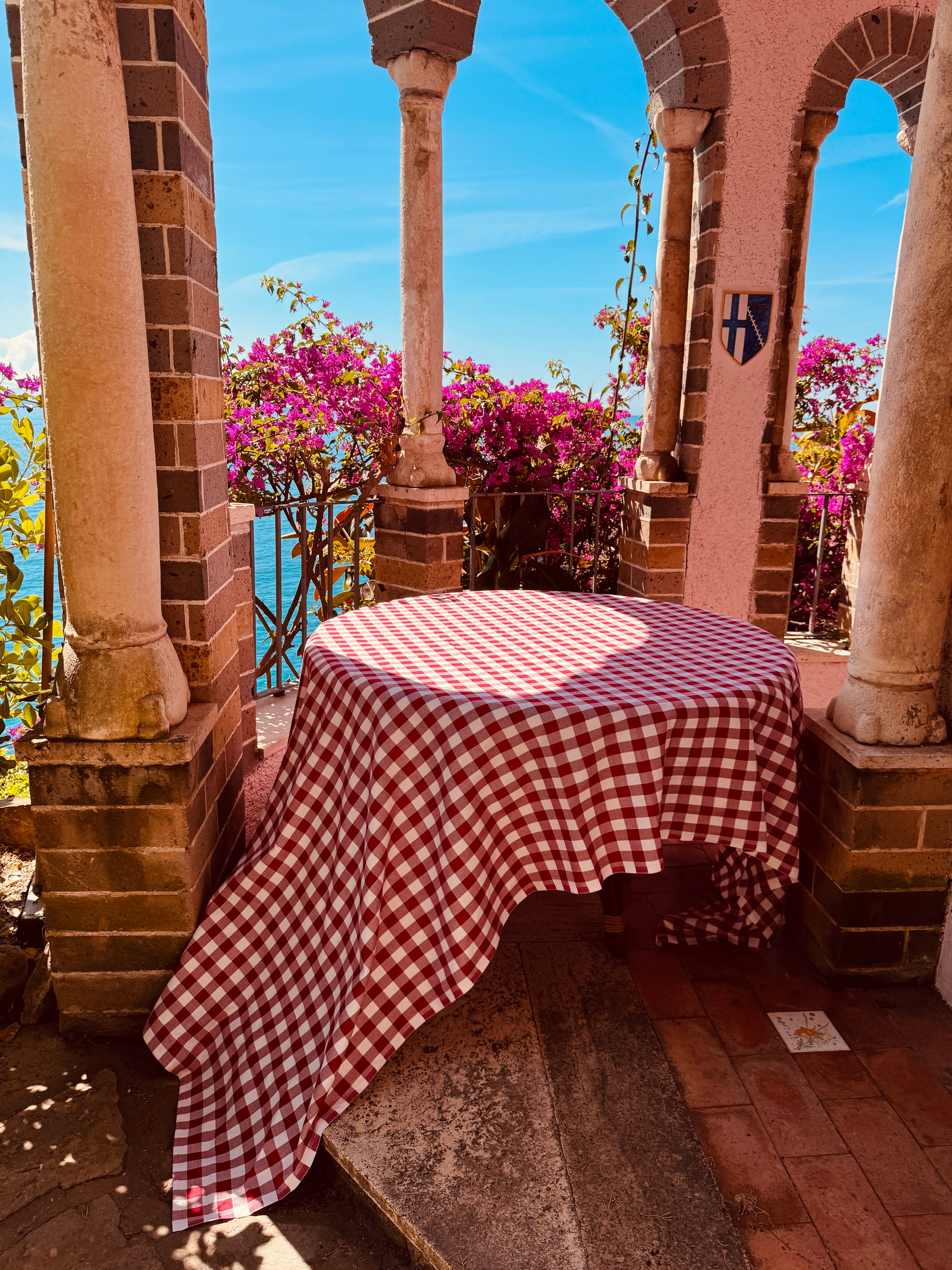 Luxury Italienische Tischdecke 180 × 250 cm | "Trattoria Rosso Amalfi"