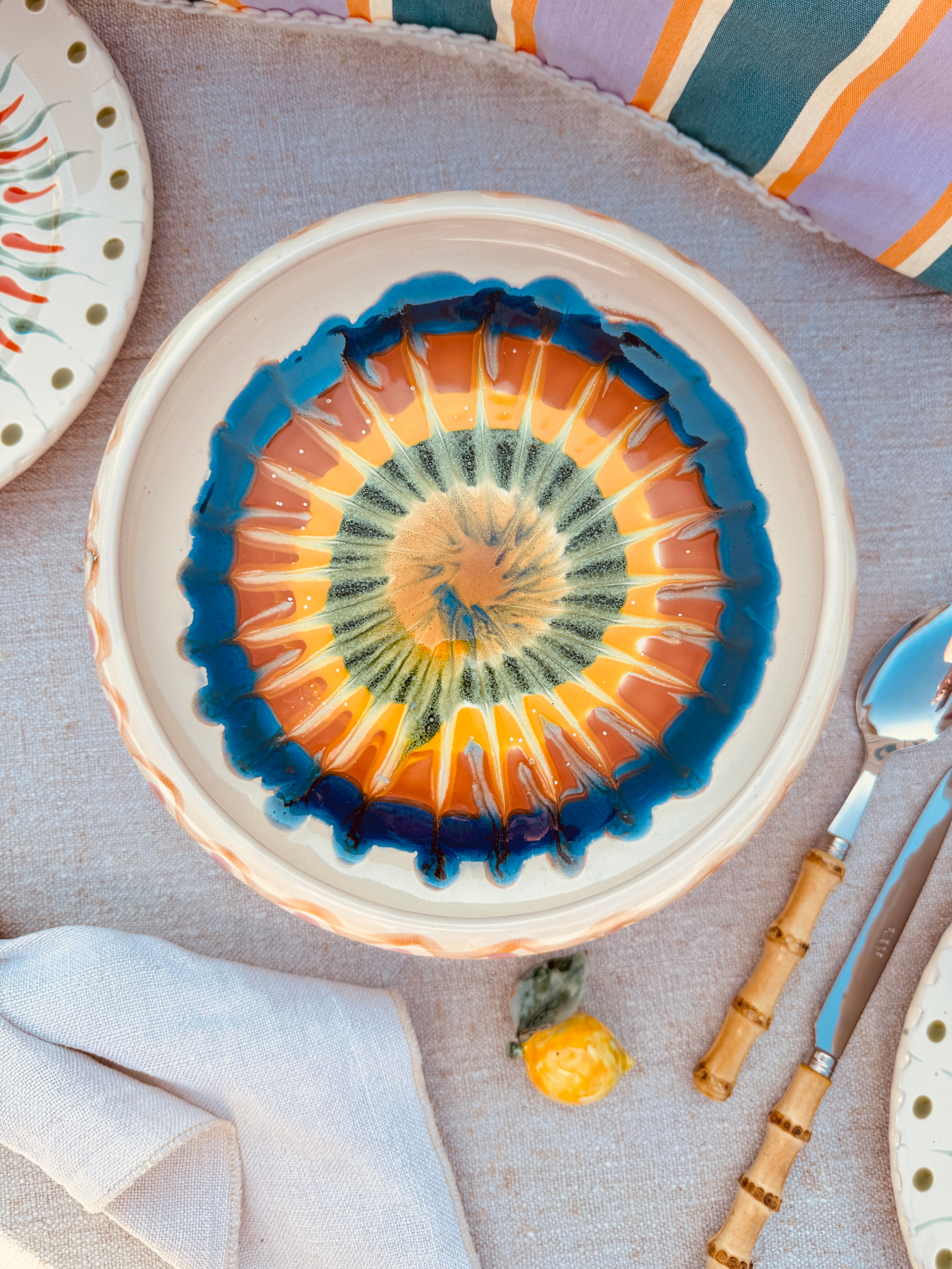 Psychodelic Frisbee High Plate - 25cm UNIQUE PIECE - ONLY 1 X AVAILABLE
