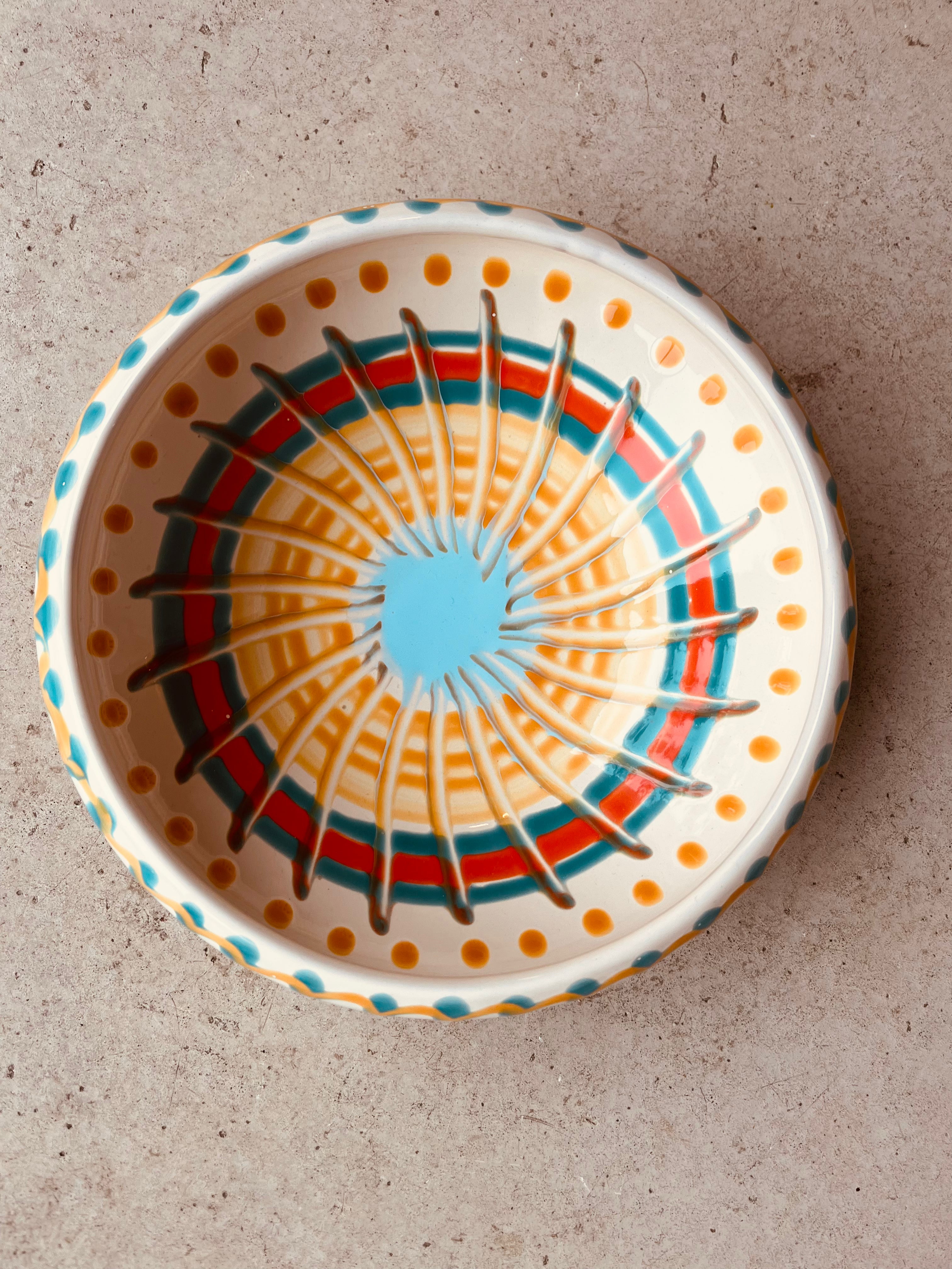 Psychodelic Schale - 21cm „Bordo Tornito Studio 1972“