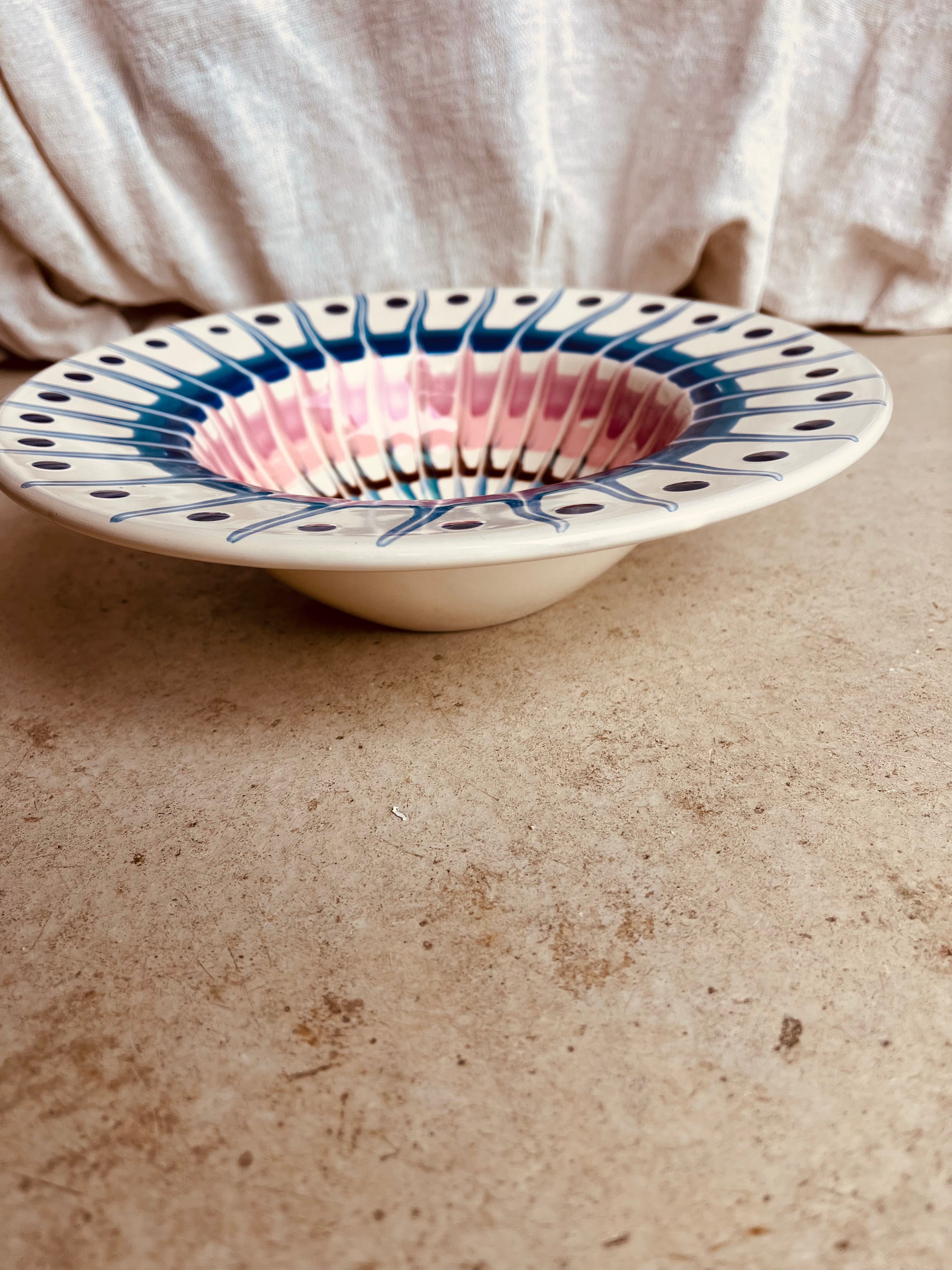 Psychodelic & Viso Schale Cappello di Prete 25cm x 6,5cm "Benvenuti a Castel Principe"